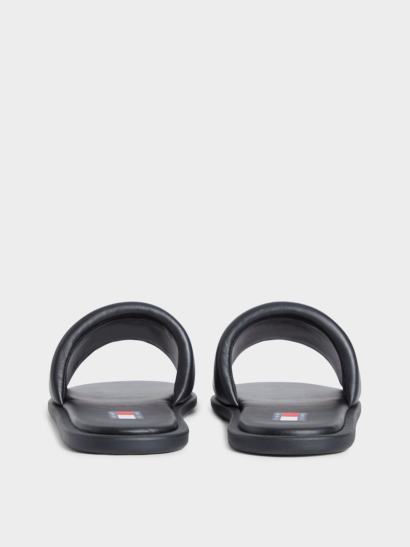 Шлёпанцы Tommy Hilfiger TJW SOFT PADDED CASUAL SLIDE модель EN0EN02950-BDS Фото
