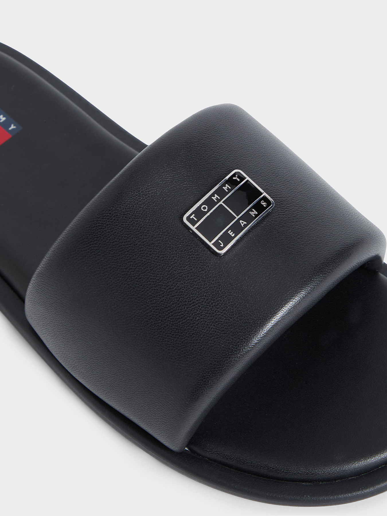 Шлёпанцы Tommy Hilfiger TJW SOFT PADDED CASUAL SLIDE модель EN0EN02950-BDS Фото
