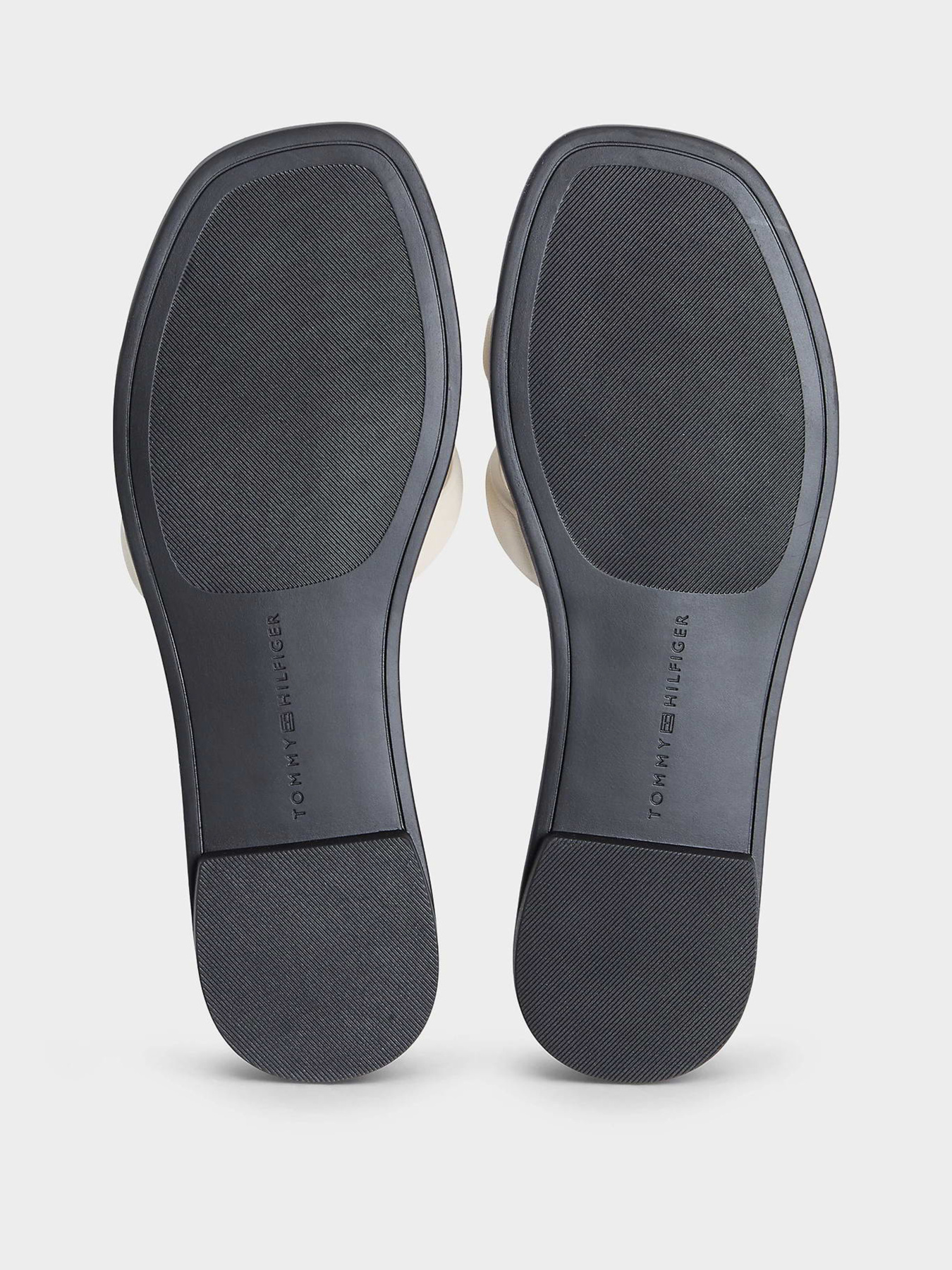 Tommy Hilfiger модель FW0FW08671-ACI Tommy Hilfiger модель FW0FW08671-ACI Фото