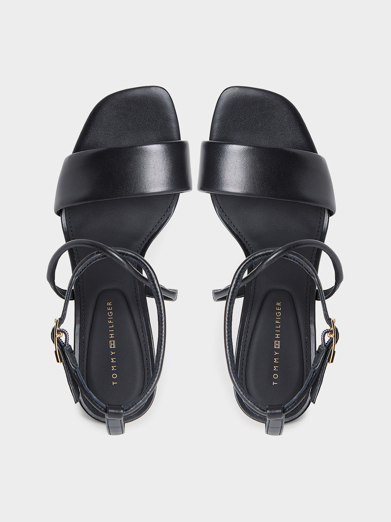 Босоножки Tommy Hilfiger ELEVATED HEELED SANDAL модель FW0FW09277-BDS Фото