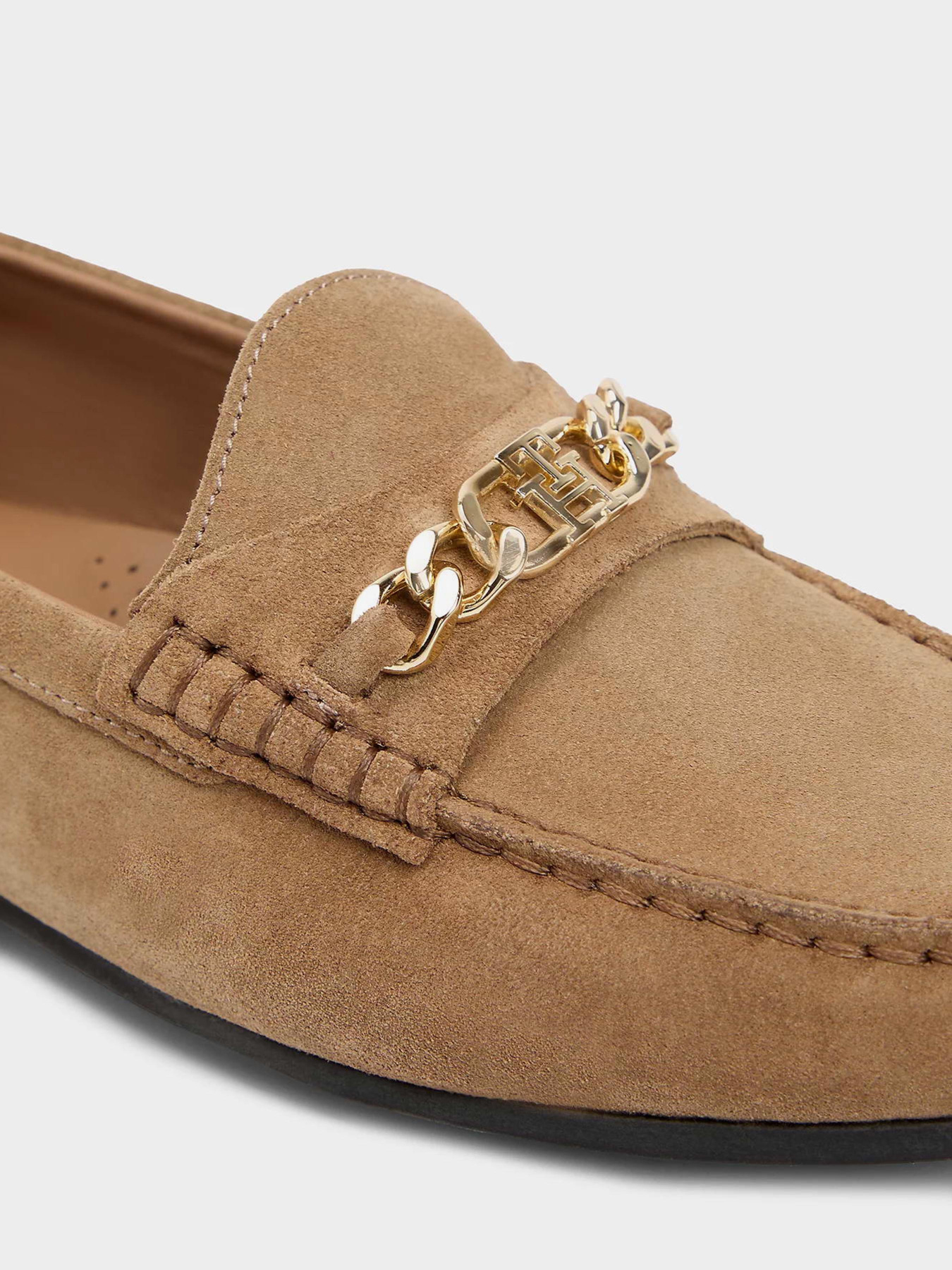 Лоферы Tommy Hilfiger TH CHAIN SUEDE LOAFER модель FW0FW09327-RBC Фото