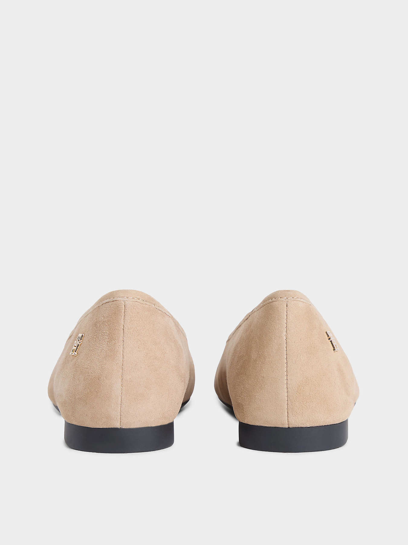 Туфли и лоферы Tommy Hilfiger HILFIGER SUEDE BALLERINA модель FW0FW09357-RBC Туфли и лоферы Tommy Hilfiger HILFIGER SUEDE BALLERINA модель FW0FW09357-RBC Фото