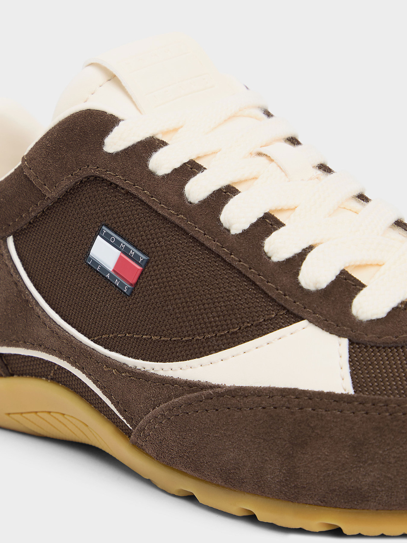 Кроссовки Tommy Hilfiger ARCHIVE '97 LITE SUEDE модель EN0EN02997-GV0 Фото