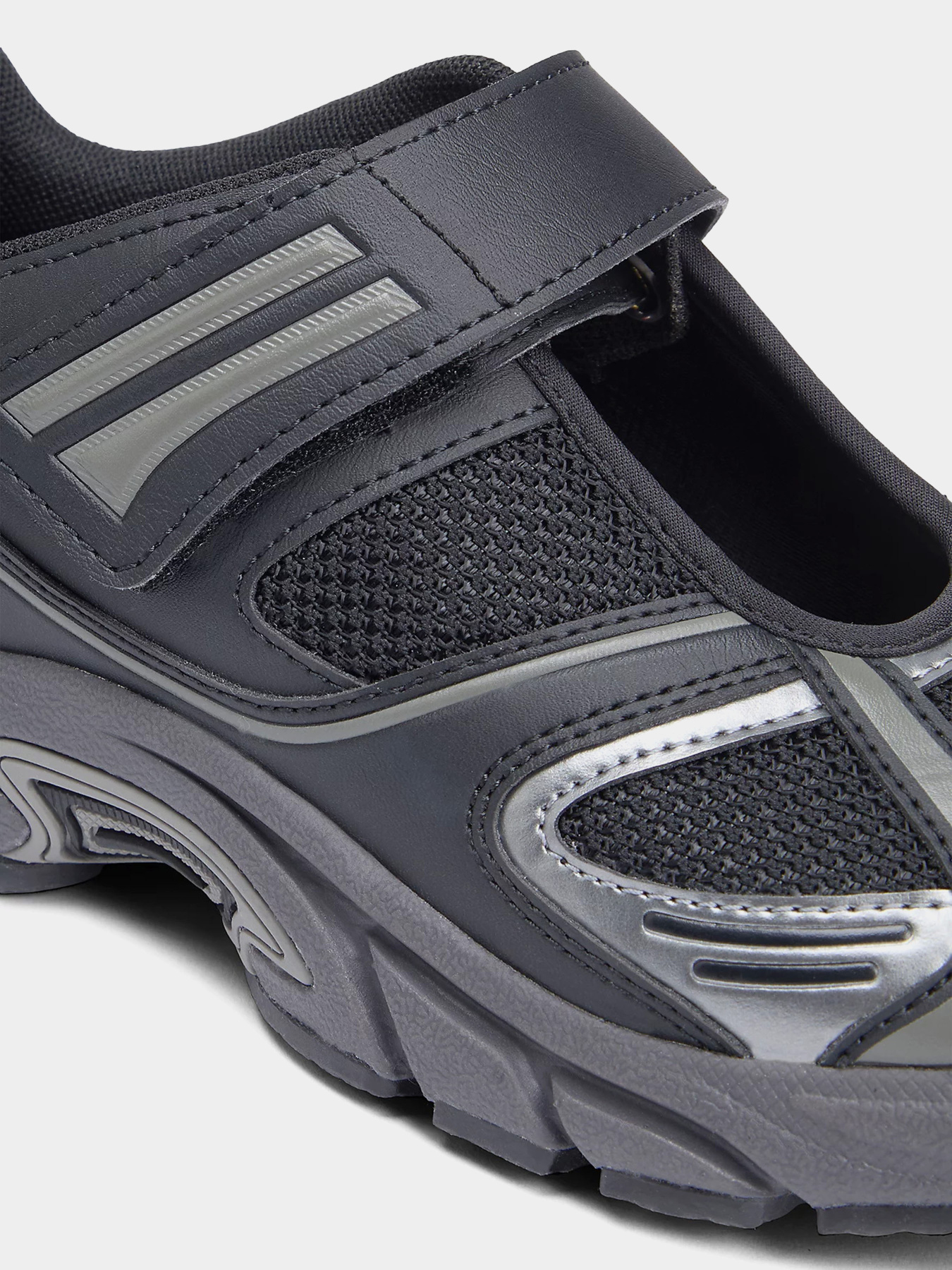 Tommy Hilfiger EN0EN02914-0GO модель EN0EN02914-0GO Фото