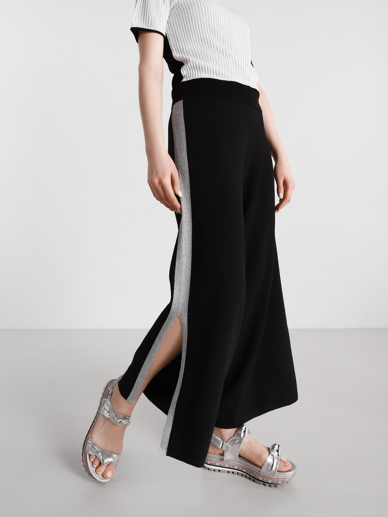 Сандалии Liu Jo модель 4A1771TX17300532 Фото