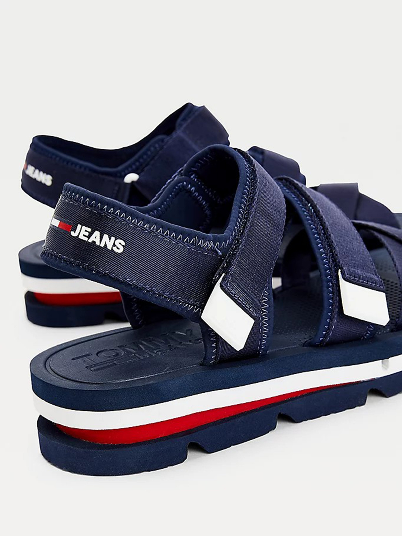 Сандалии Tommy Hilfiger модель EM0EM00680-C87 Фото