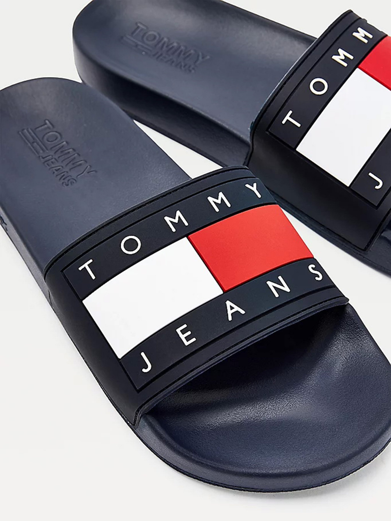 Шлепанцы Tommy Hilfiger модель EM0EM00689-C87 Фото
