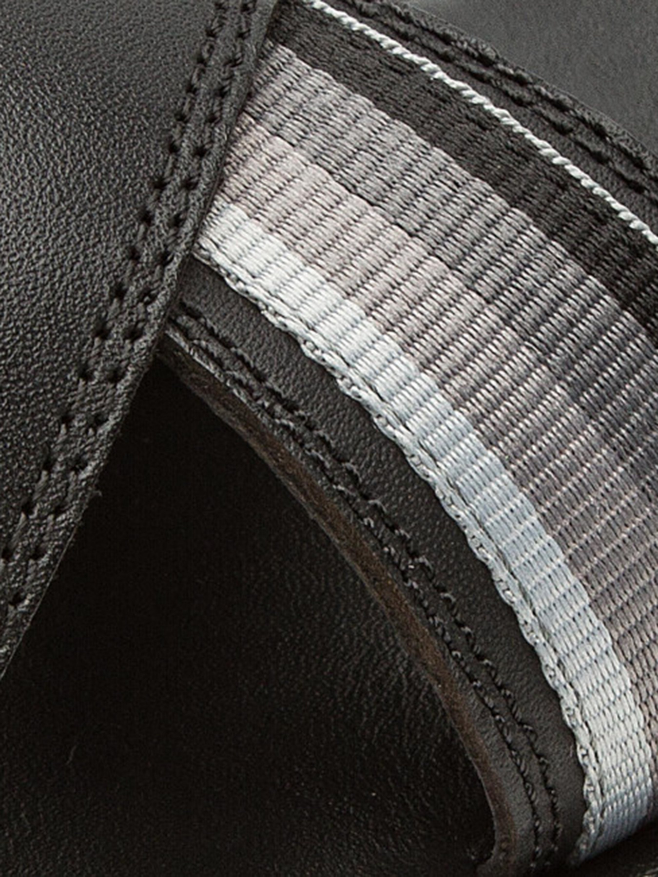 Шлепанцы Tommy Hilfiger модель FM0FM02120-990 Фото