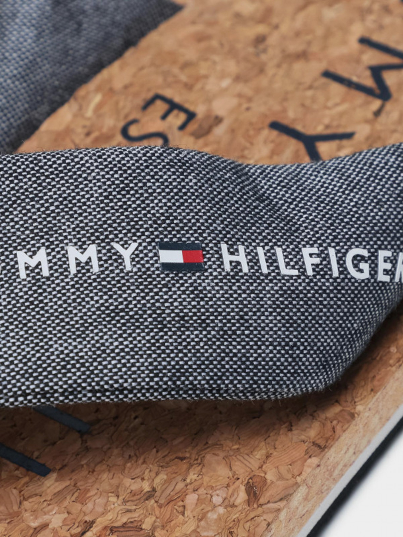 В'єтнамки Tommy Hilfiger модель FM0FM03378-BDS Фото