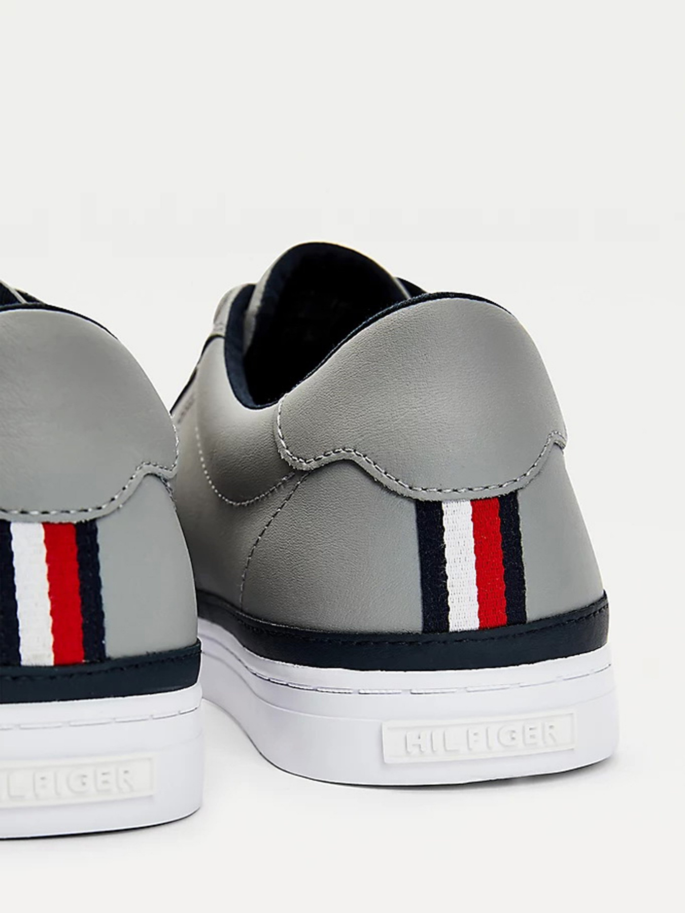 Кеды низкие Tommy Hilfiger ESSENTIAL модель FM0FM03394-PRT Фото