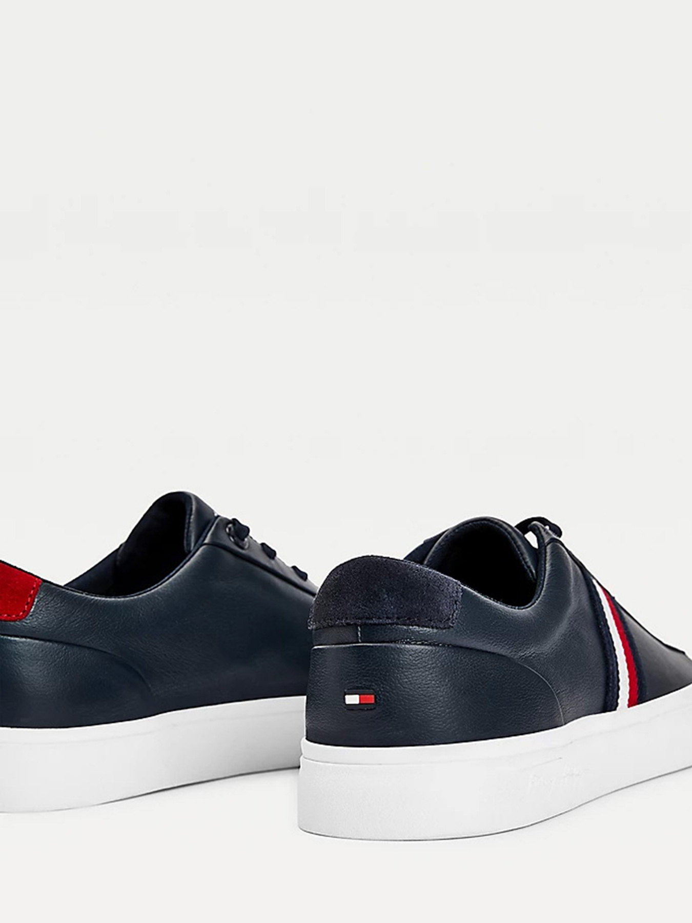 Кеди низькі Tommy Hilfiger CORPORATE LEATHER SNEAKER модель FM0FM03397-DW5 Фото