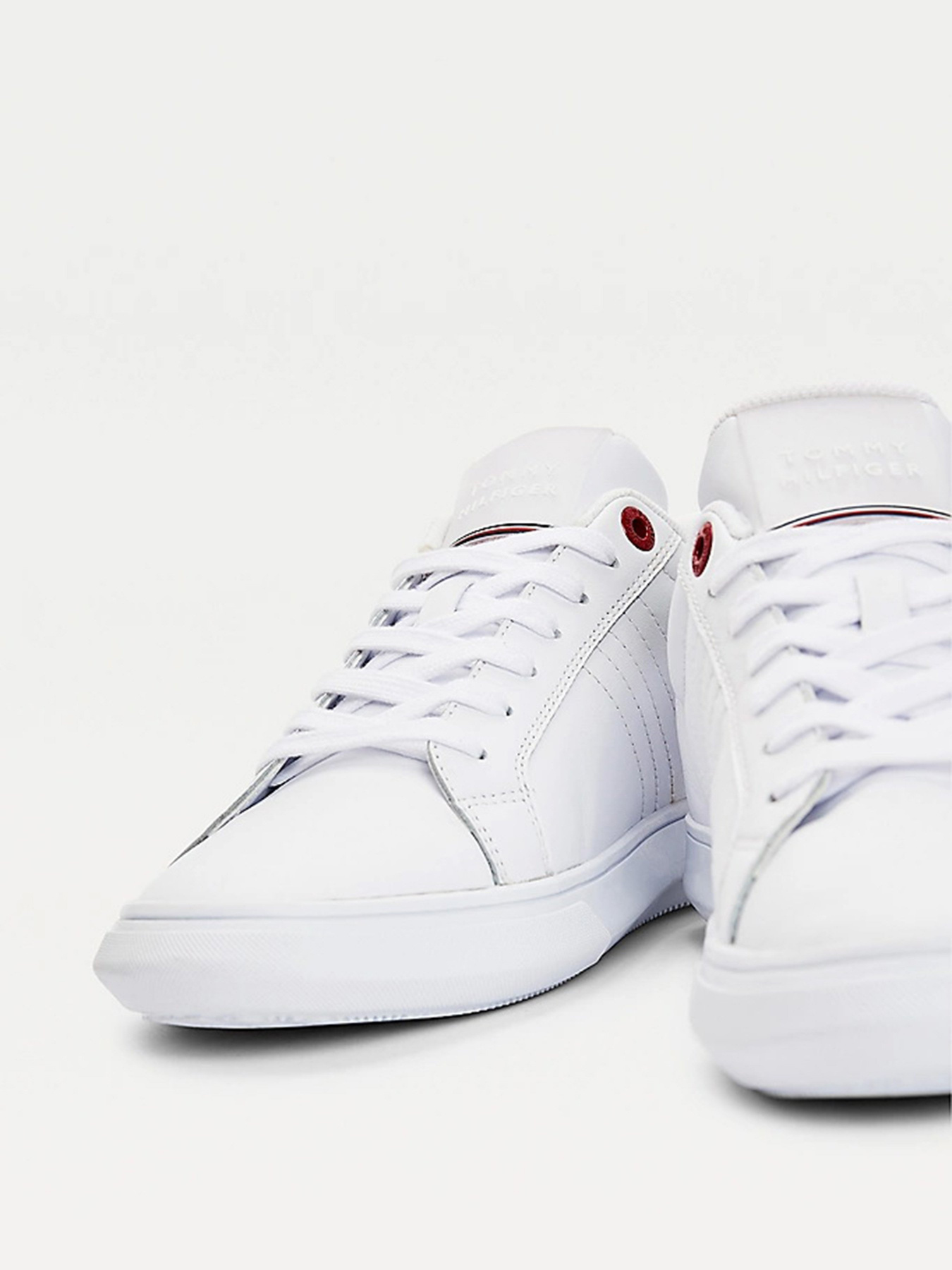 Кеды низкие Tommy Hilfiger ESSENTIAL модель FM0FM03424-YBR Кеды низкие Tommy Hilfiger ESSENTIAL модель FM0FM03424-YBR Фото