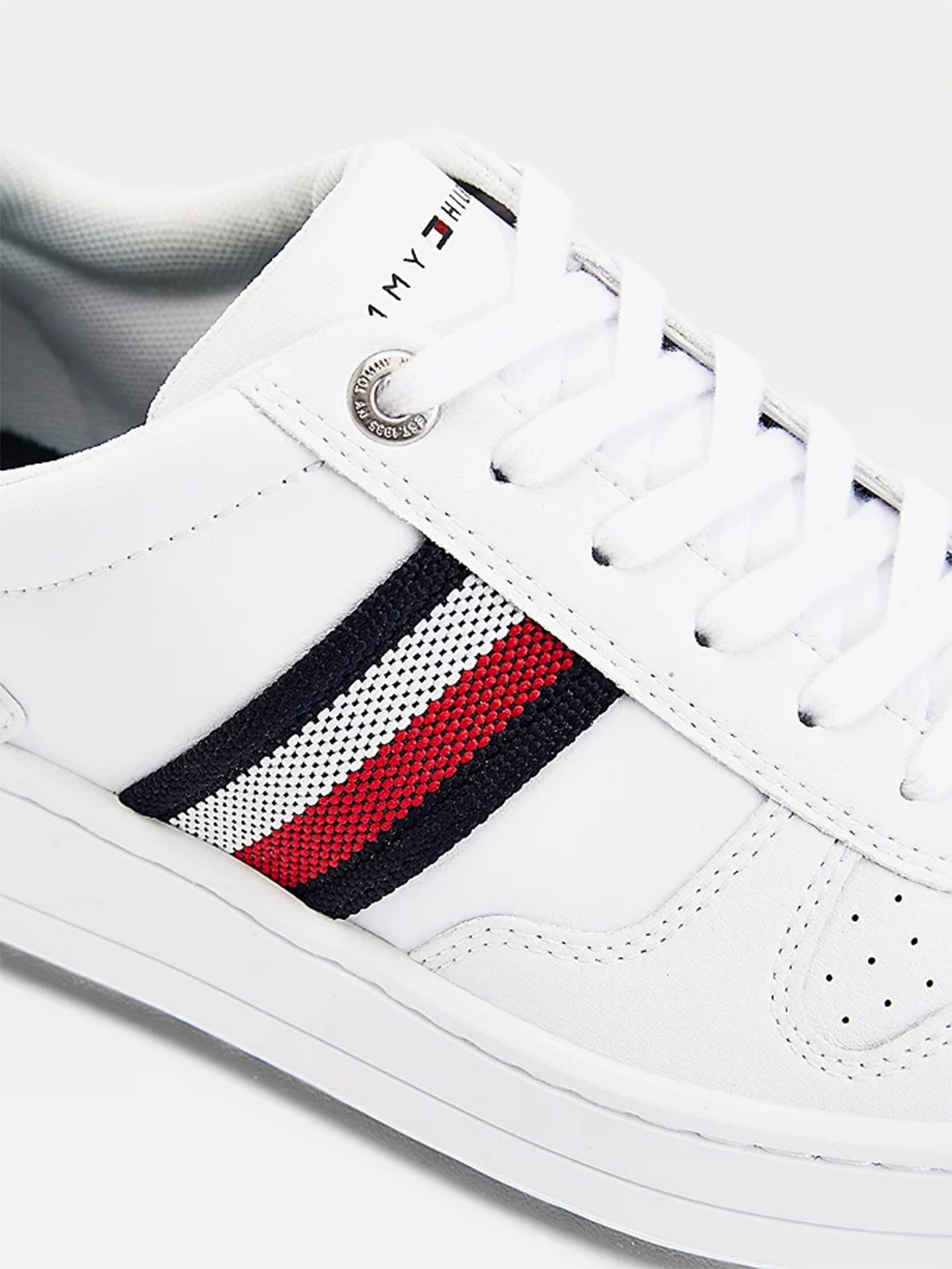 Кеды низкие Tommy Hilfiger модель FM0FM03432-YBR Фото