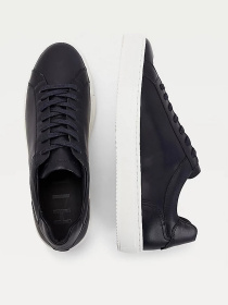 Кеды низкие Tommy Hilfiger Debossed Logo Cupsole Leather модель FM0FM03634-DW5 Фото