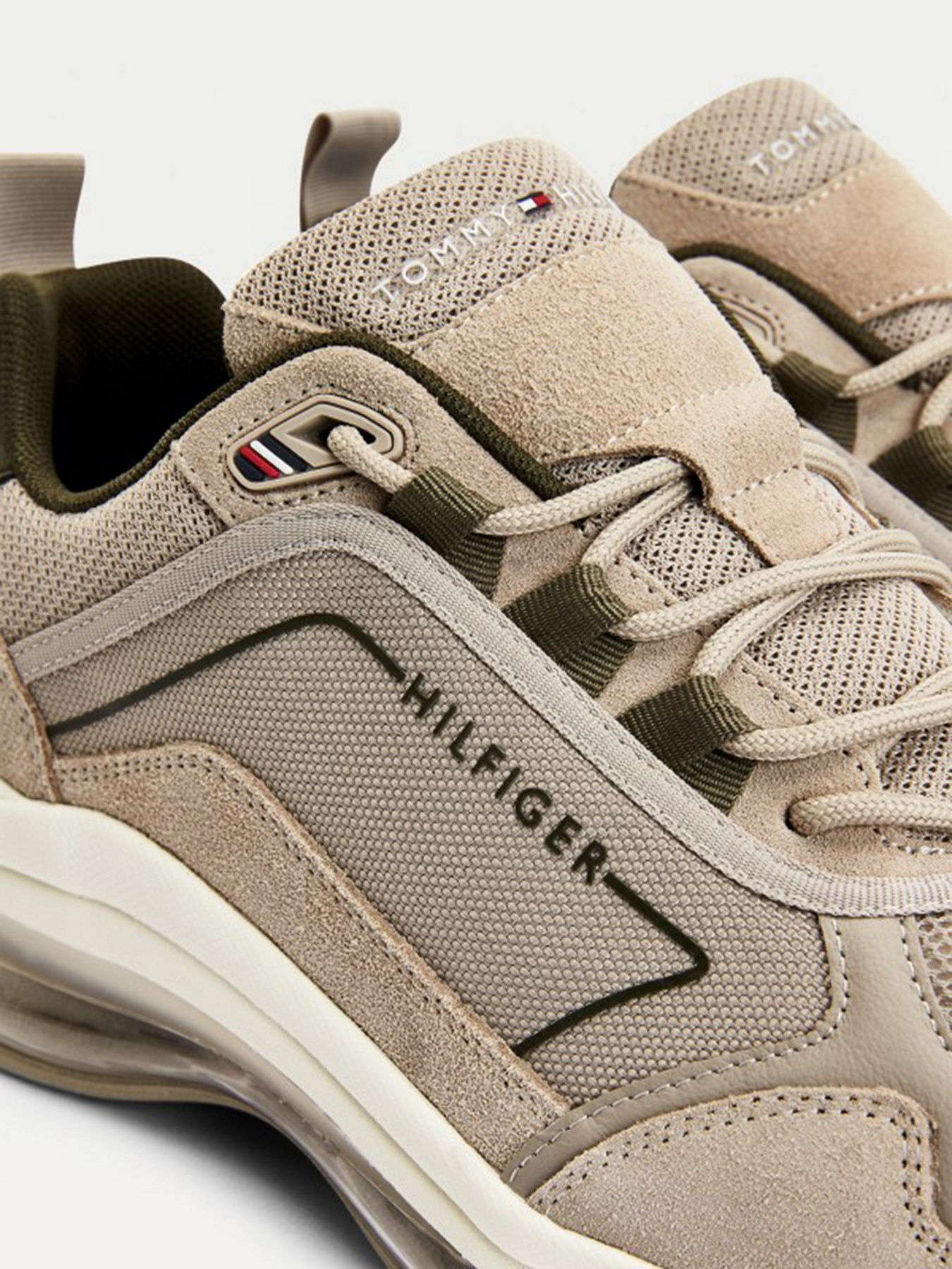 Кросівки повсякденні Tommy Hilfiger Air Runner Mix модель FM0FM03633-AEP Фото