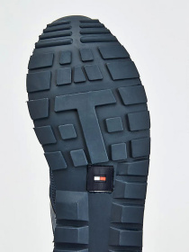 Кроссовки повседневные Tommy Hilfiger Retro Runner Seasonal Mix модель FM0FM03629-DW5 Фото