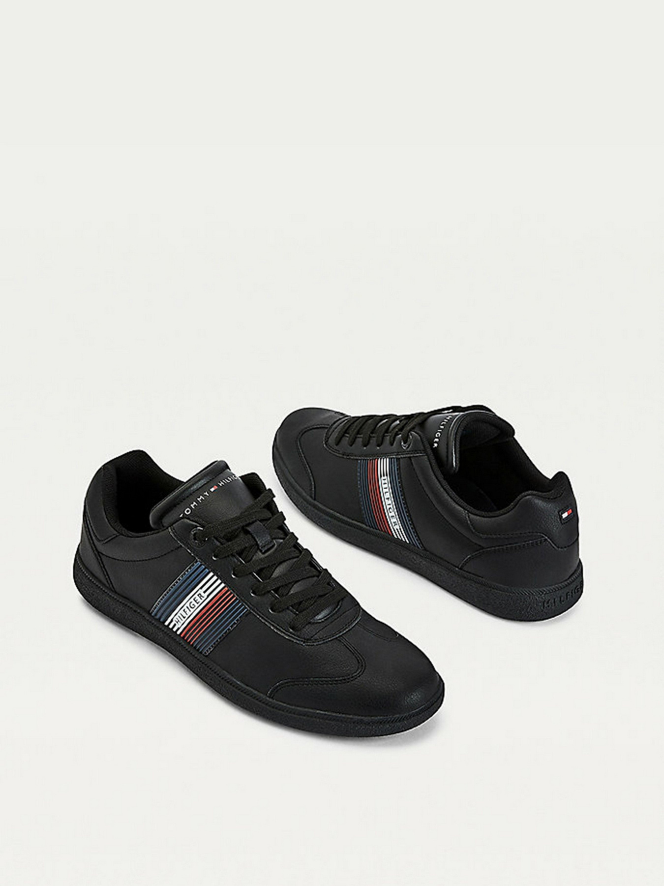 Кеды низкие Tommy Hilfiger Core Corporate Leather Cupsole модель FM0FM03624-BDS Фото
