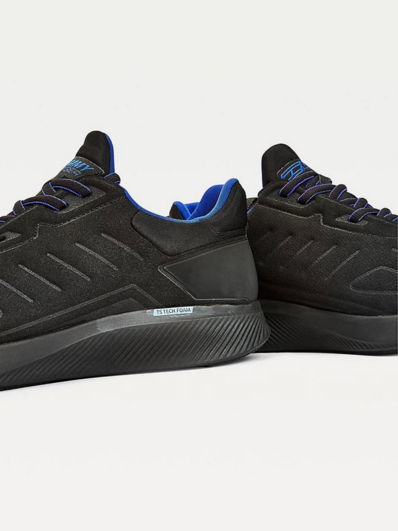 Кроссовки Tommy Hilfiger Pro Perf модель FD0FD00025-BDS Фото