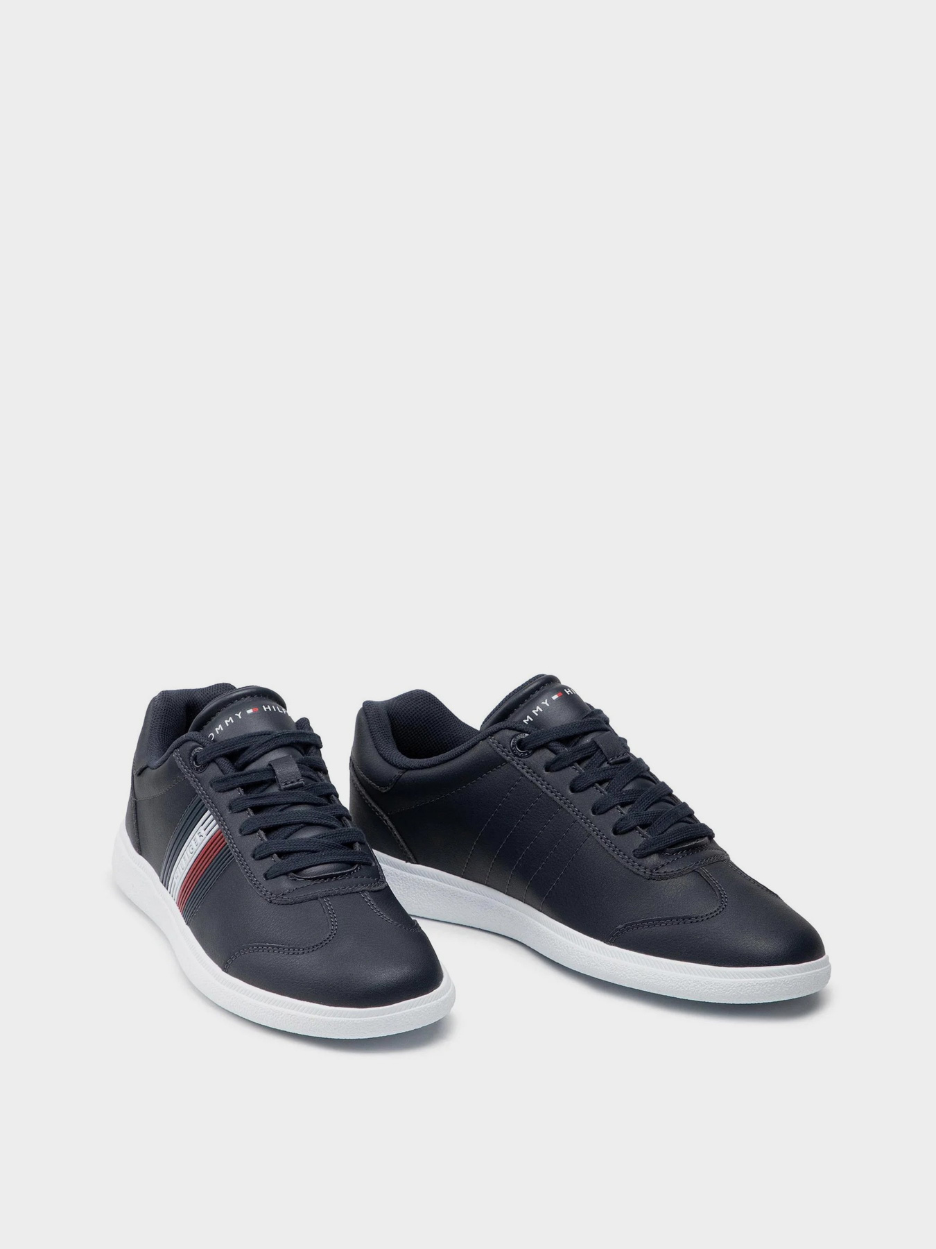 Кеды низкие Tommy Hilfiger Core Corporate Leather Cupsole модель FM0FM03624-DW5 Фото