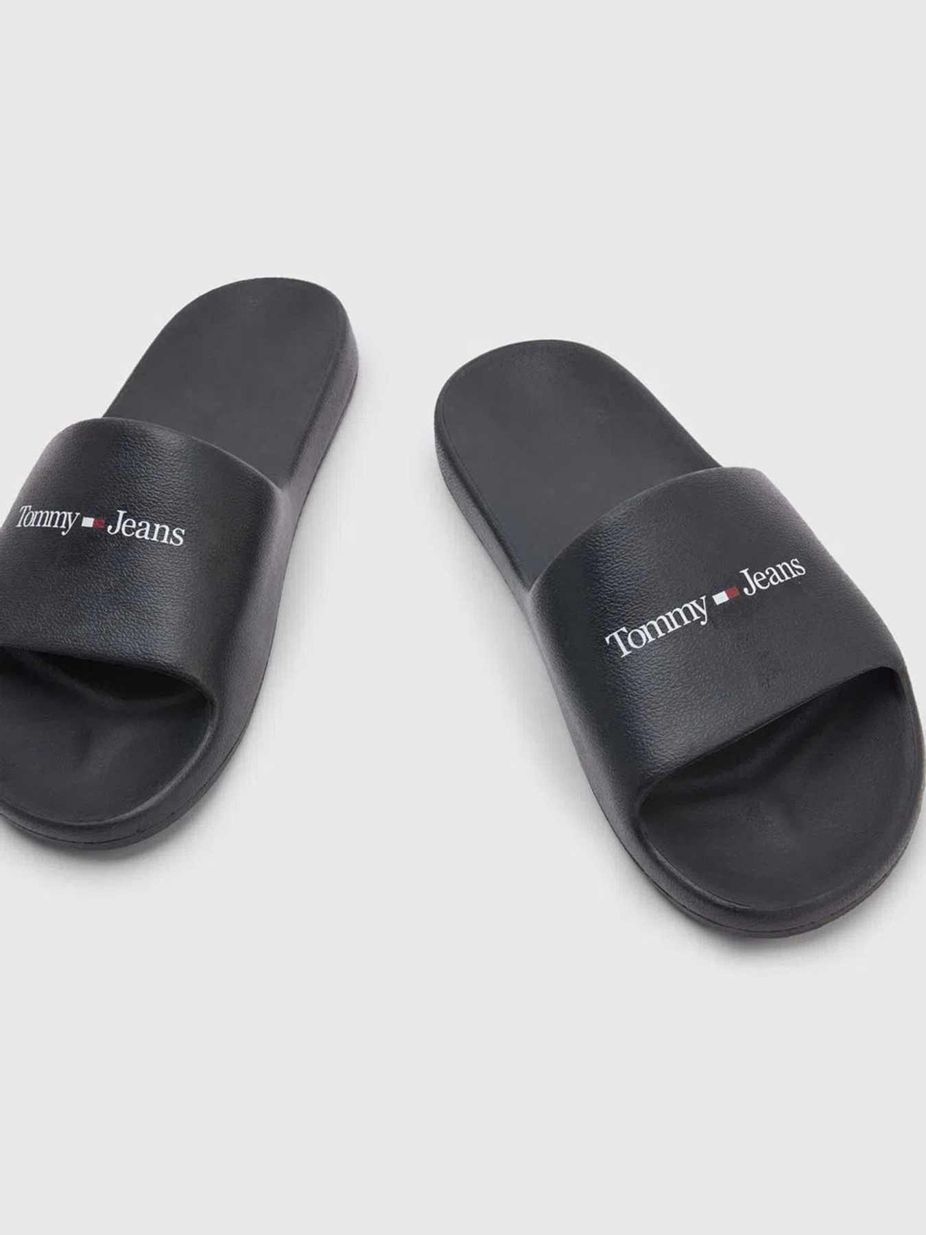 Шлепанцы Tommy Hilfiger модель EM0EM01144-BDS Фото