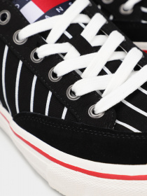 Кеди низькі Tommy Hilfiger модель EM0EM01153-BDS Фото