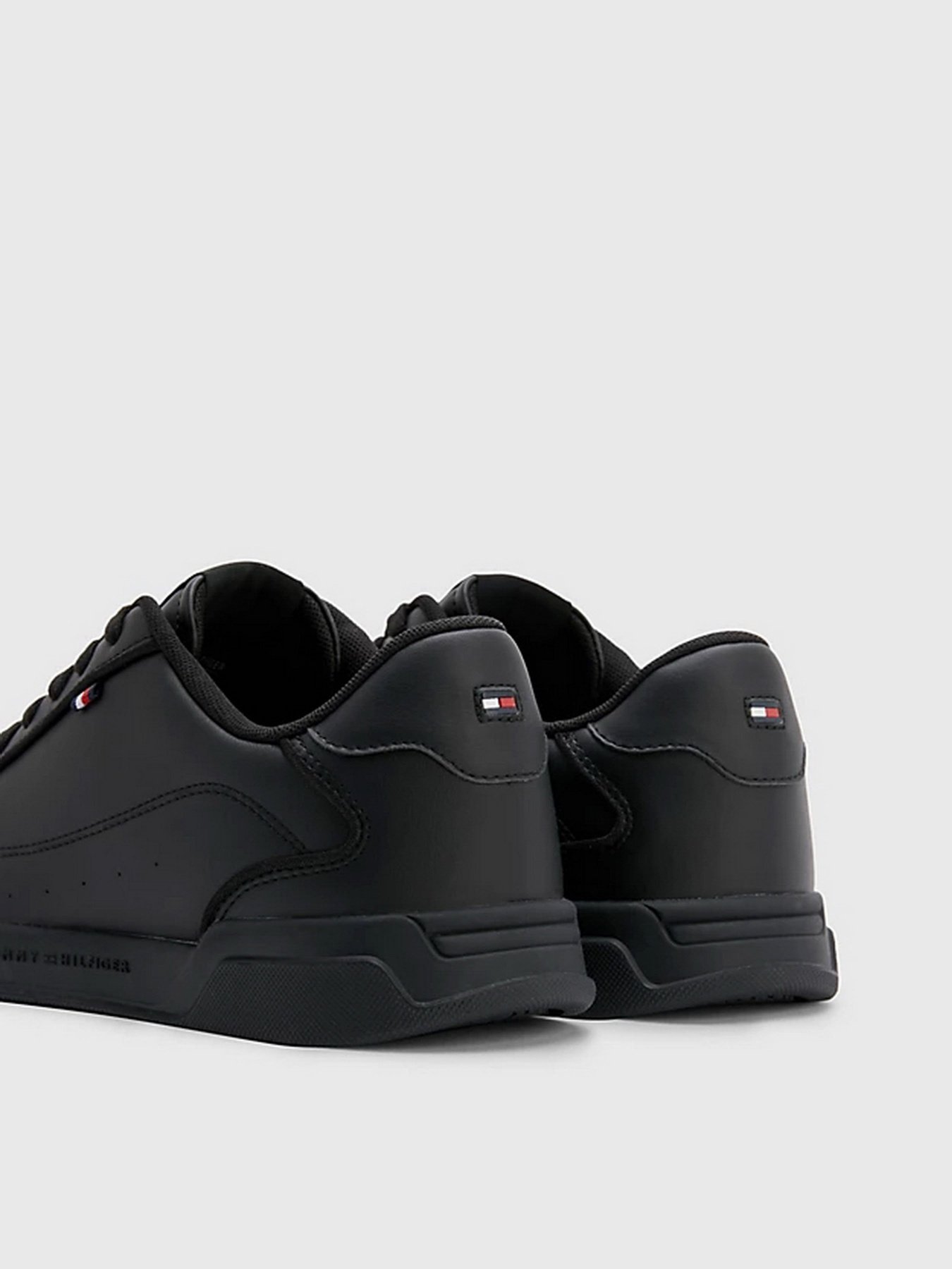 Кроссовки Tommy Hilfiger модель FM0FM04429-BDS Фото