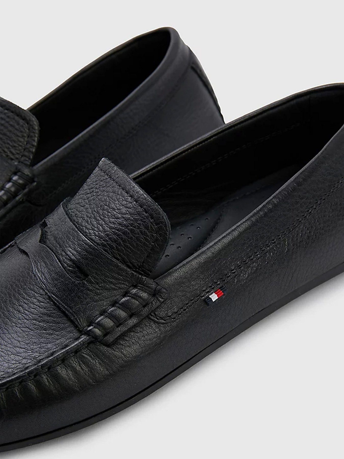 Лоферы Tommy Hilfiger модель FM0FM04446-BDS Фото