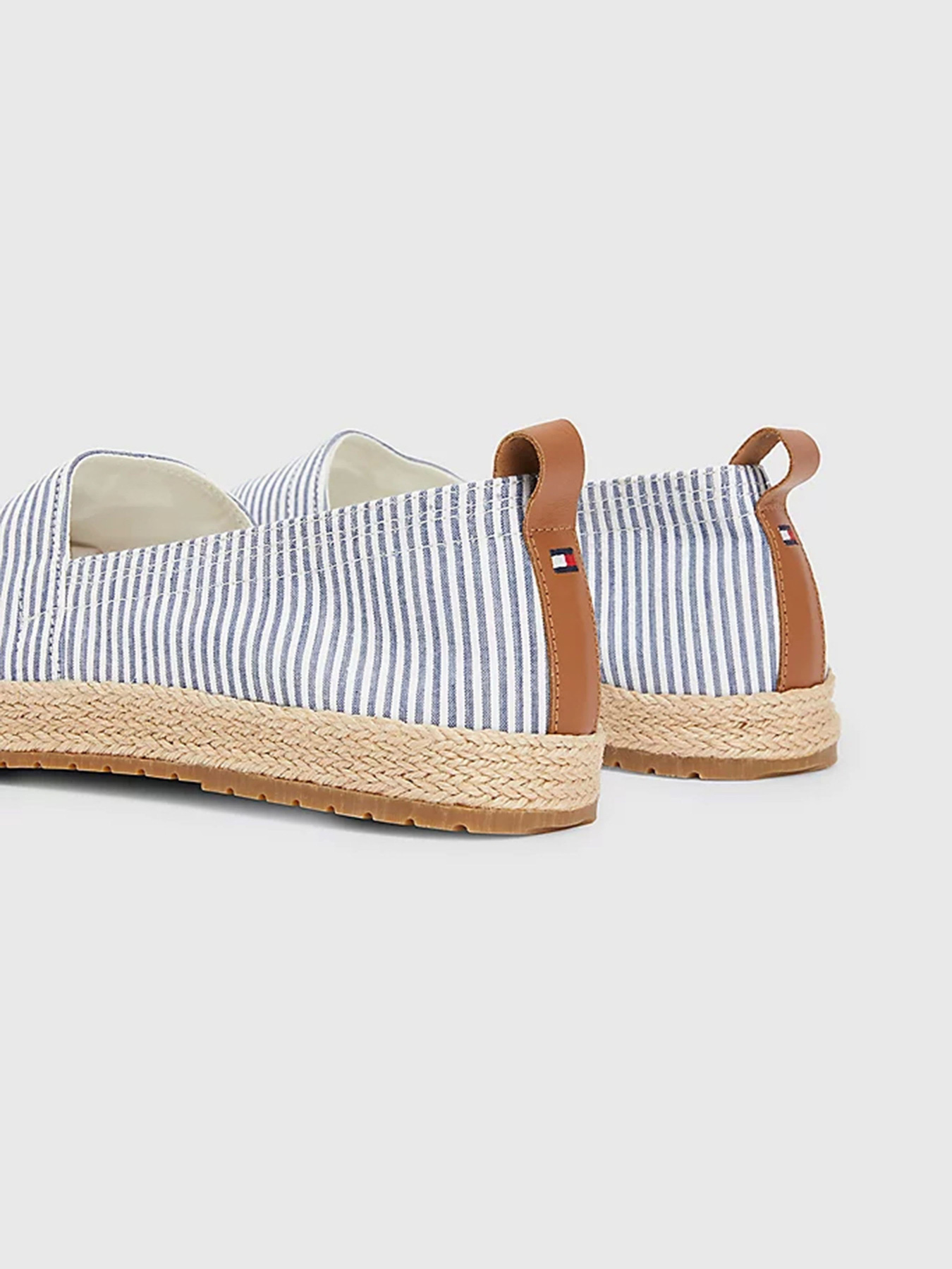 Эспадрильи Tommy Hilfiger модель FM0FM04449-DBX Фото