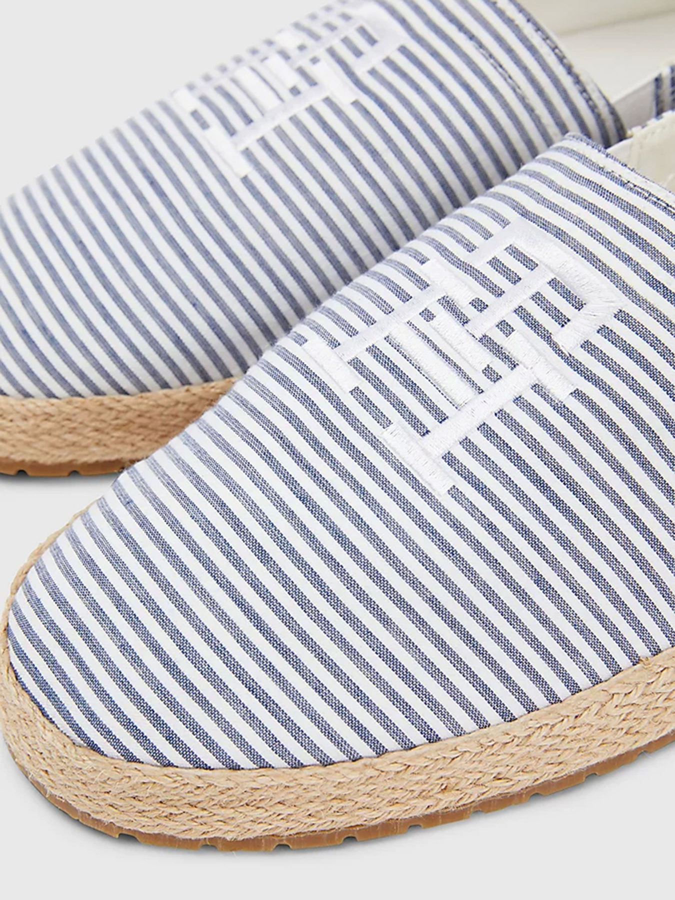 Эспадрильи Tommy Hilfiger модель FM0FM04449-DBX Фото