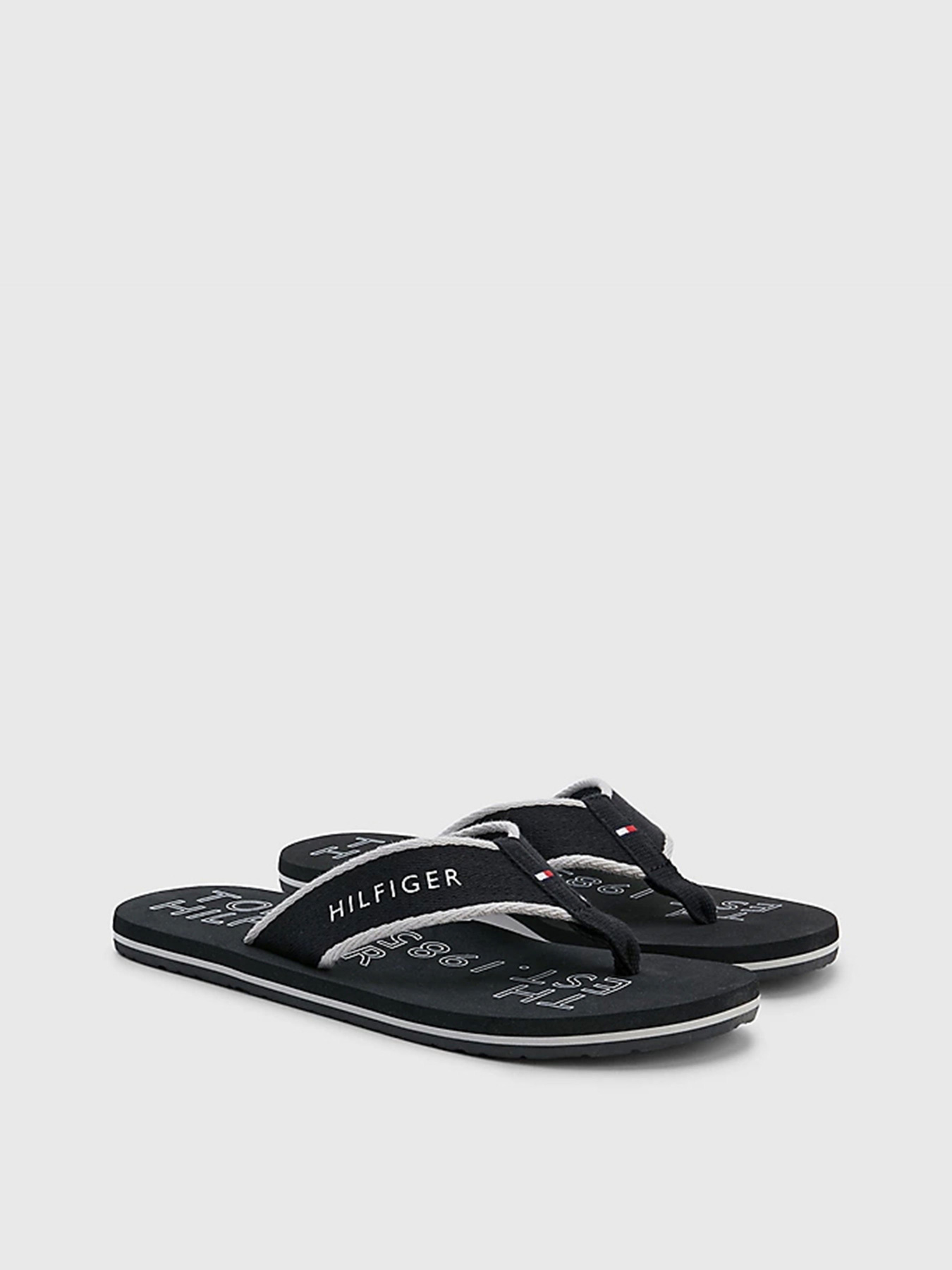 Вьетнамки Tommy Hilfiger модель FM0FM04469-BDS Фото