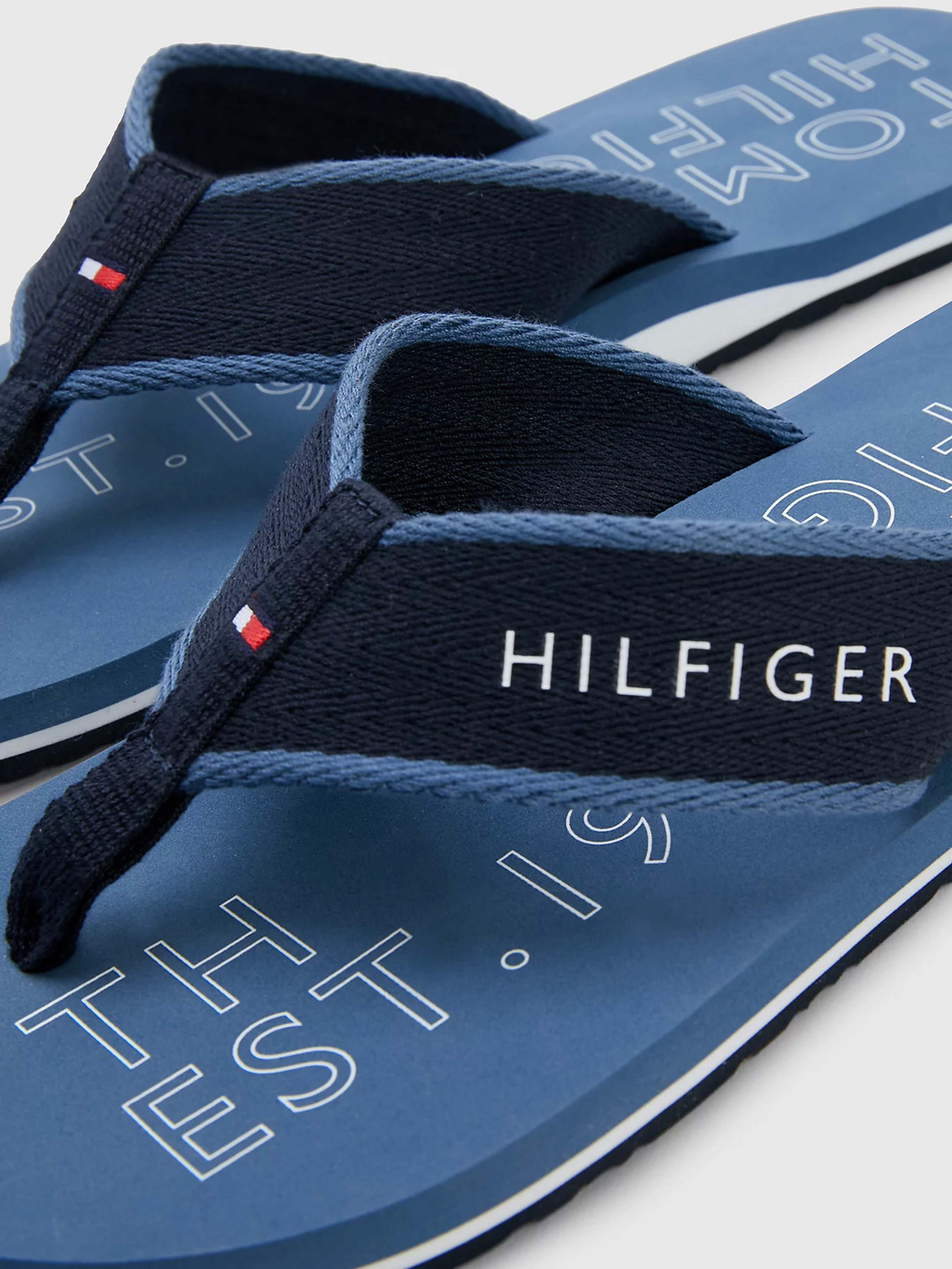 Вьетнамки Tommy Hilfiger модель FM0FM04469-DBX Фото