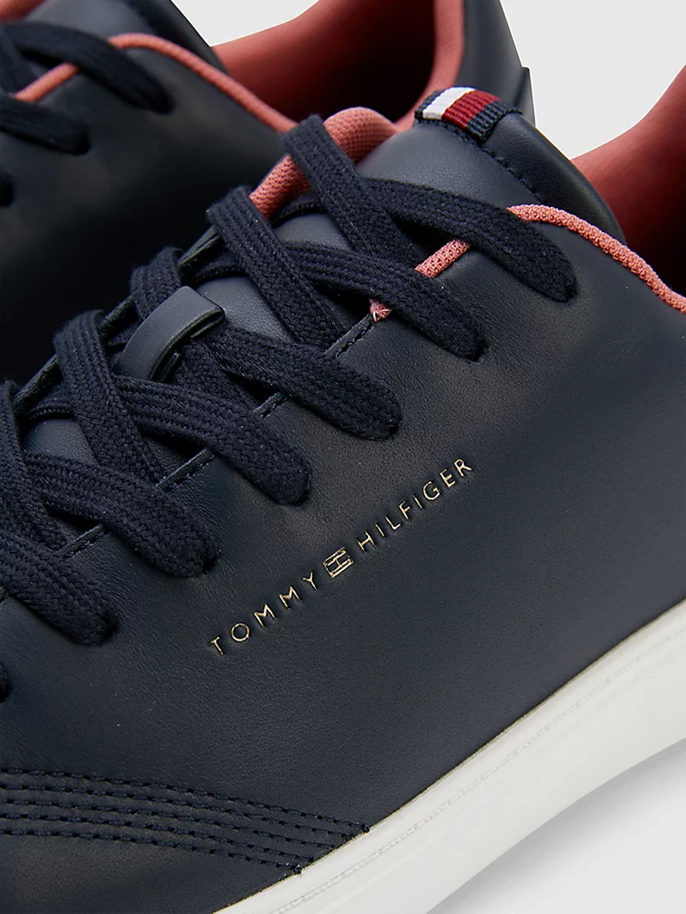 Кеды низкие Tommy Hilfiger модель FM0FM04487-DW5 Фото