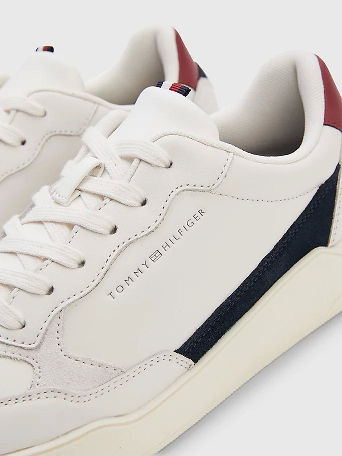 Кроссовки Tommy Hilfiger модель FM0FM04490-AC0 Фото