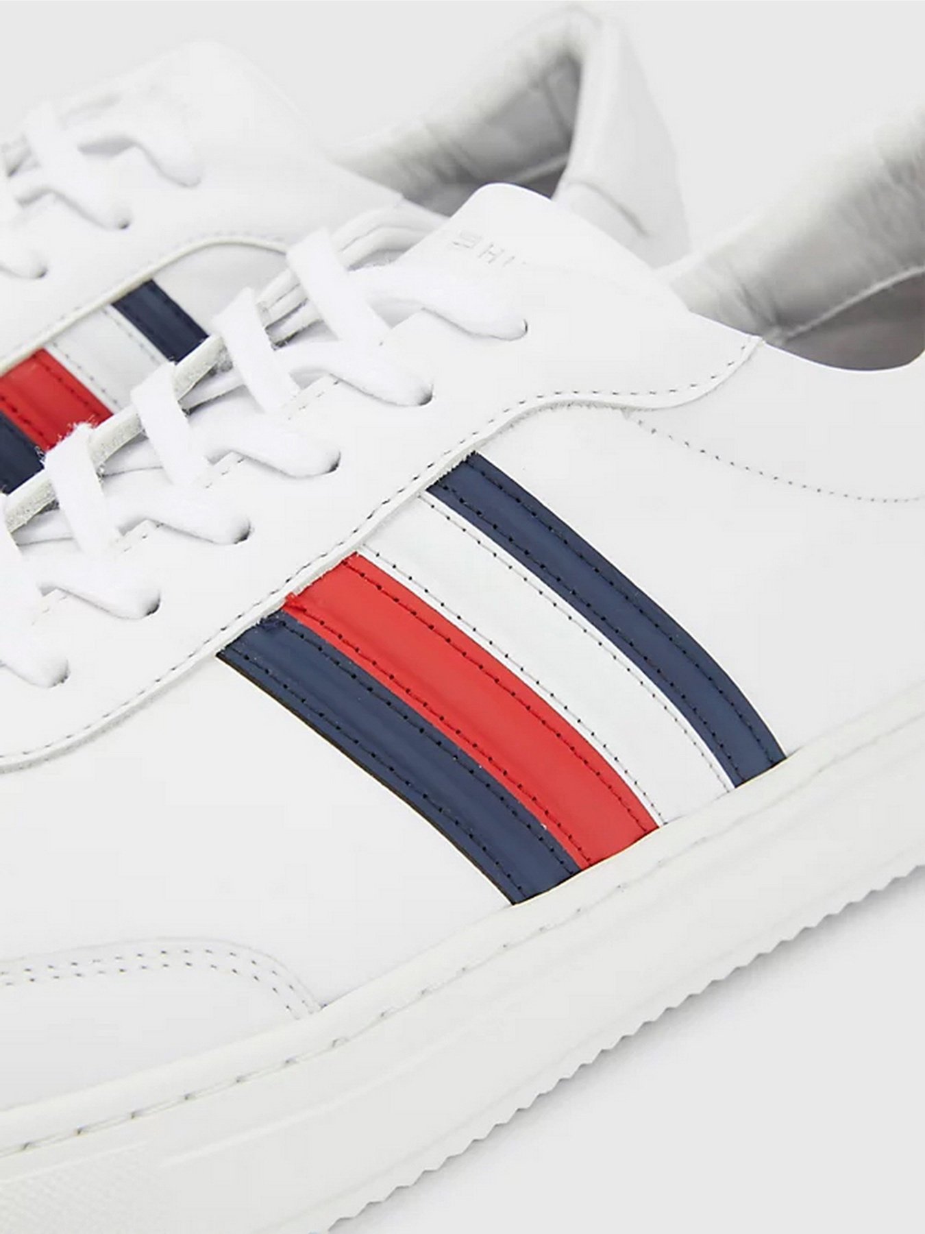 Кеды низкие Tommy Hilfiger модель FM0FM04492-YBS Фото