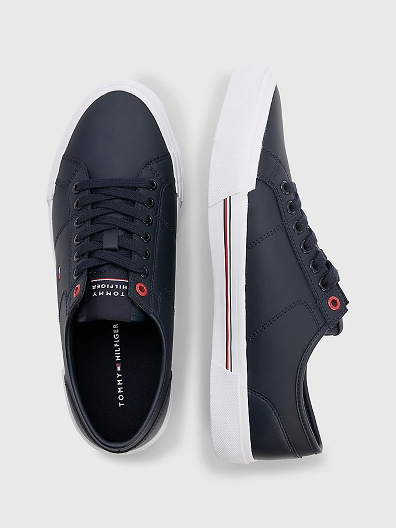 Кеды низкие Tommy Hilfiger модель FM0FM04561-DW5 Фото