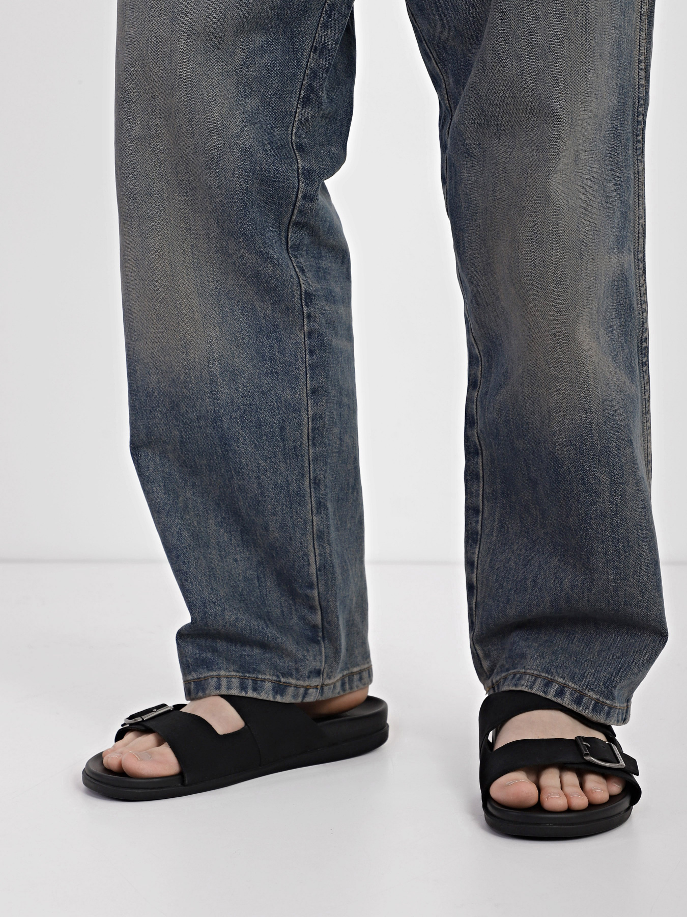 Шльопанці Tommy Hilfiger модель FM0FM04633-BDS Шльопанці Tommy Hilfiger модель FM0FM04633-BDS Фото