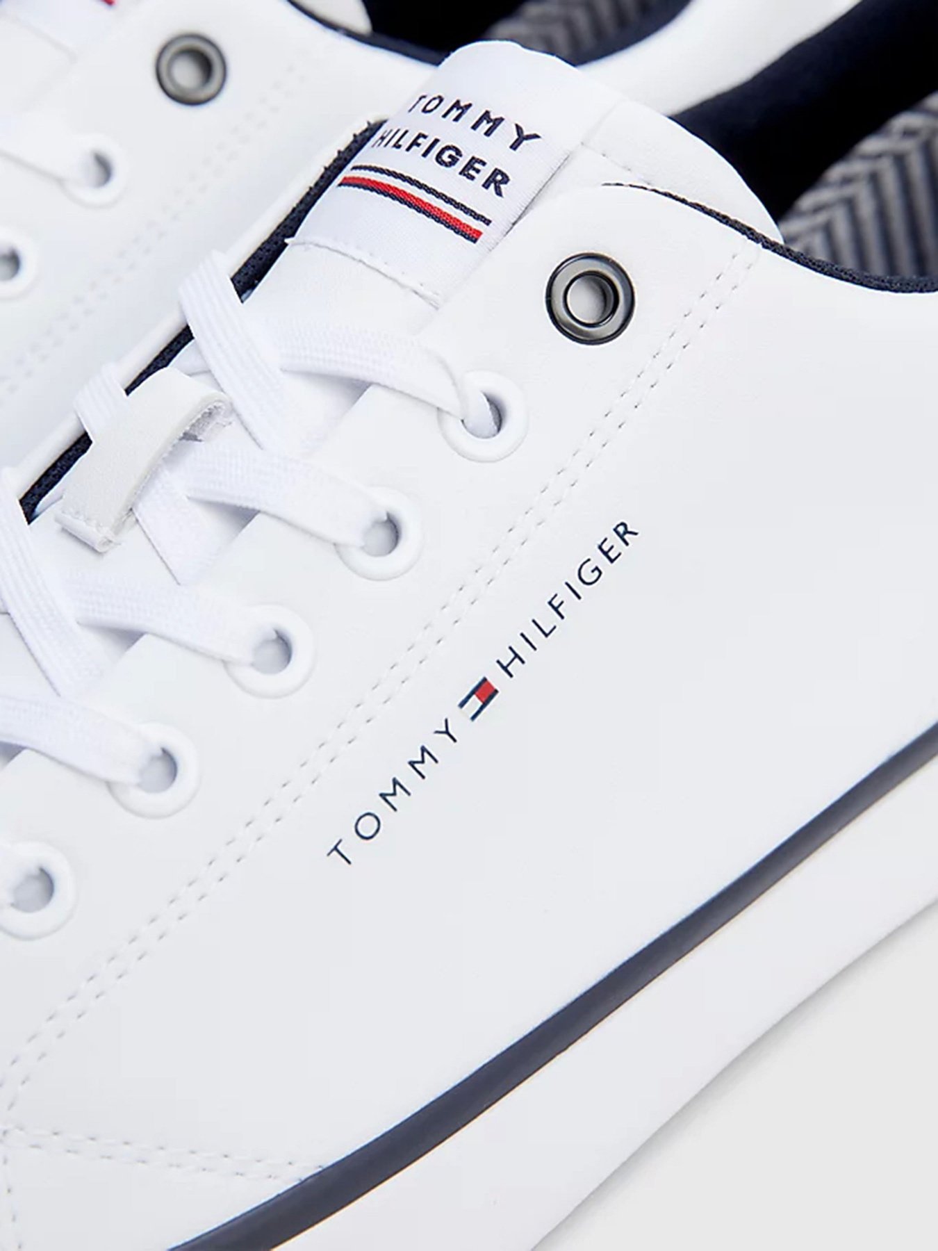 Кеди низькі Tommy Hilfiger модель FM0FM04731-YBS Кеди низькі Tommy Hilfiger модель FM0FM04731-YBS Фото
