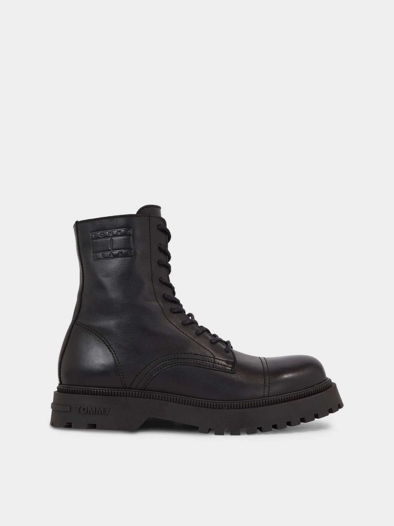 Ботинки Tommy Hilfiger Lace-Up Cleat Debossed Logo Mid Boots модель EM0EM01244-BDS Фото