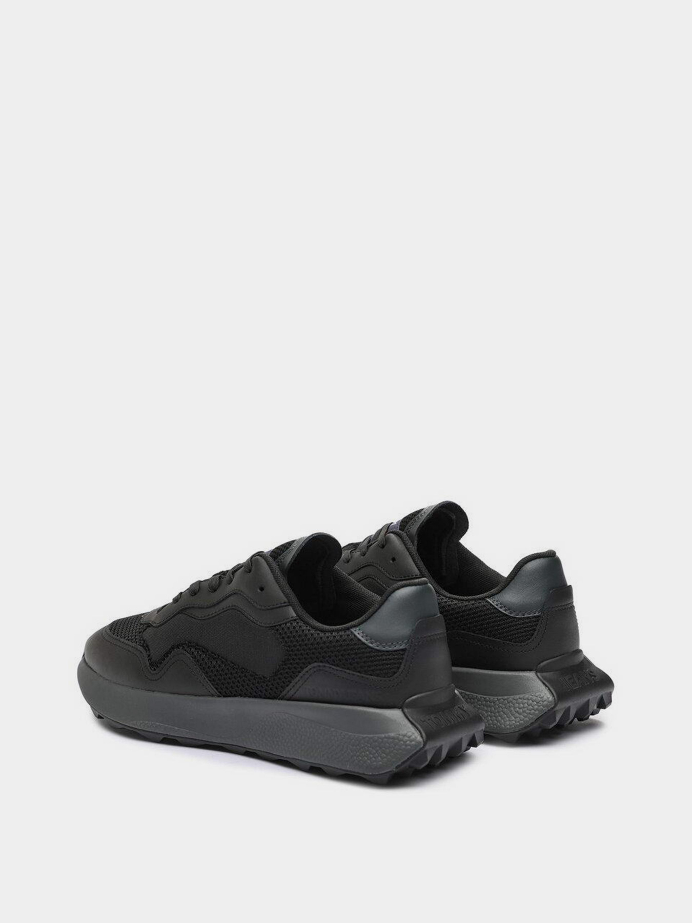 Кроссовки Tommy Hilfiger Mixed Texture Cleat Leather Runner Trainers модель EM0EM01259-BDS Фото