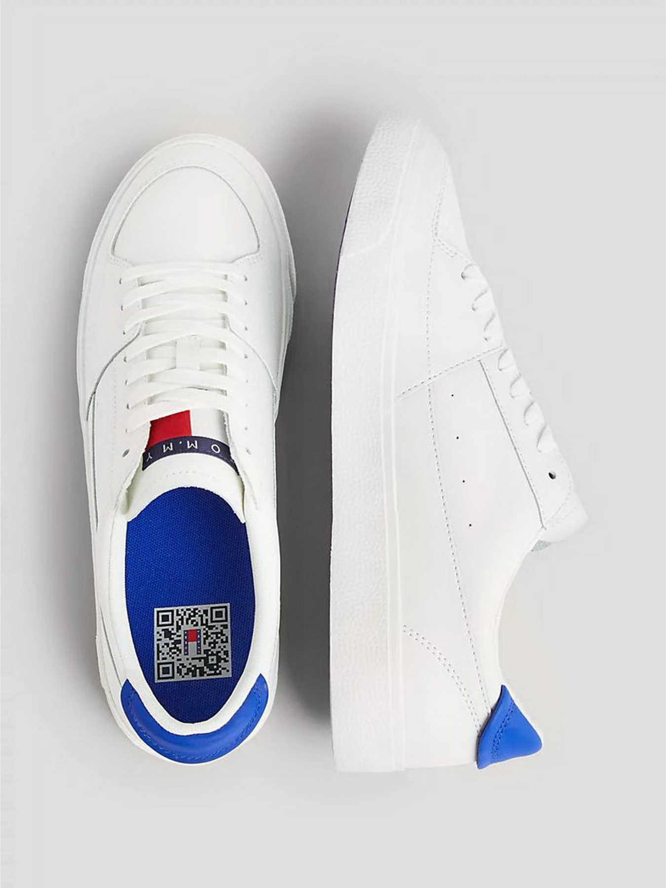 Кеды низкие Tommy Hilfiger Contrast Heel Lace Up модель EM0EM01341-YBL Фото