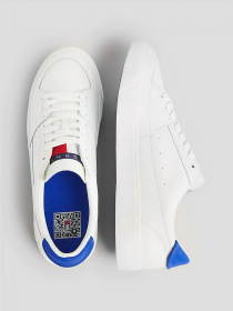 Кеди низькі Tommy Hilfiger Contrast Heel Lace Up модель EM0EM01341-YBL Фото