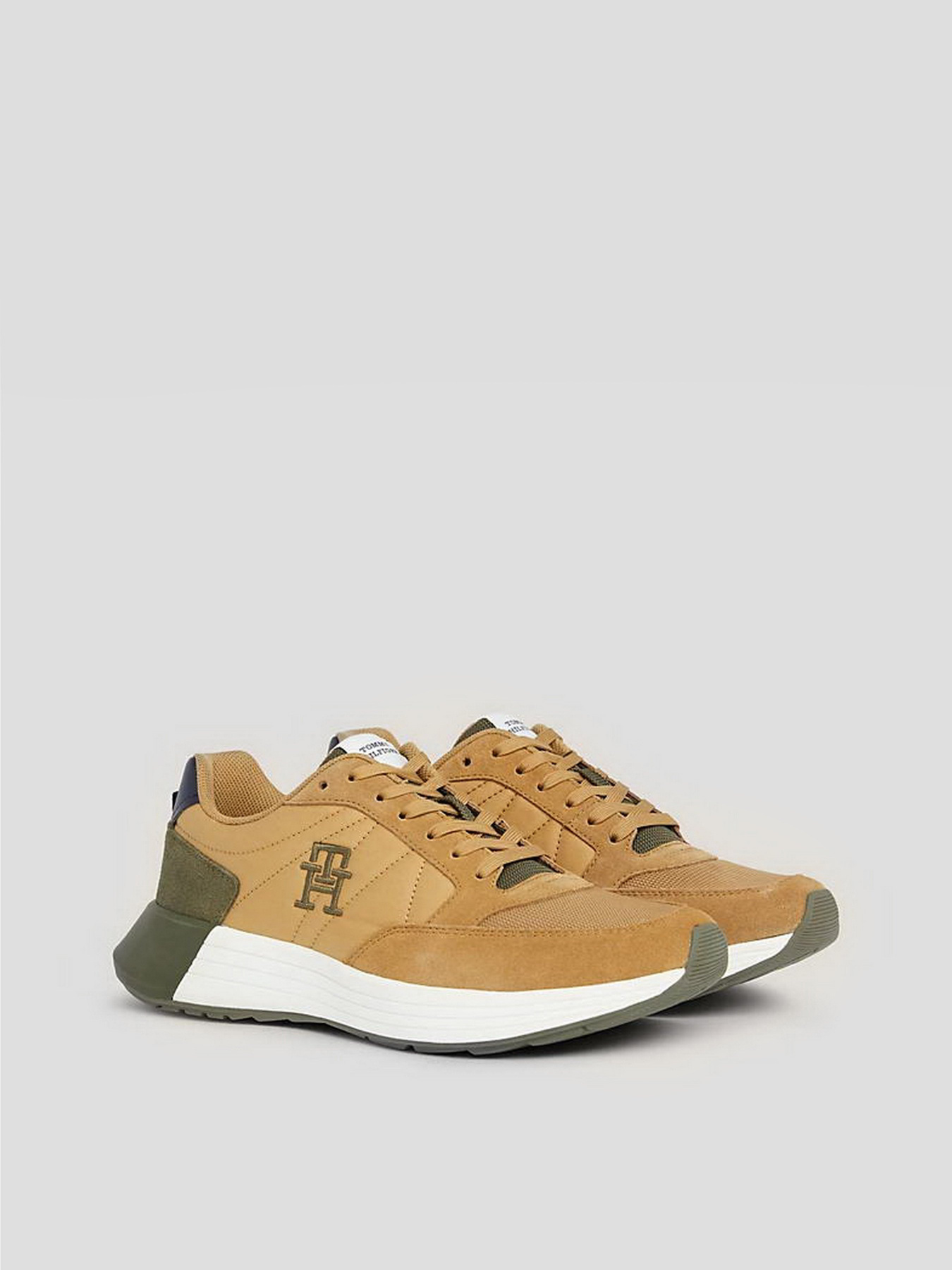 Кросівки повсякденні Tommy Hilfiger Classics Elevated Runner Trainers модель FM0FM04636-RBN Кросівки повсякденні Tommy Hilfiger Classics Elevated Runner Trainers модель FM0FM04636-RBN Фото