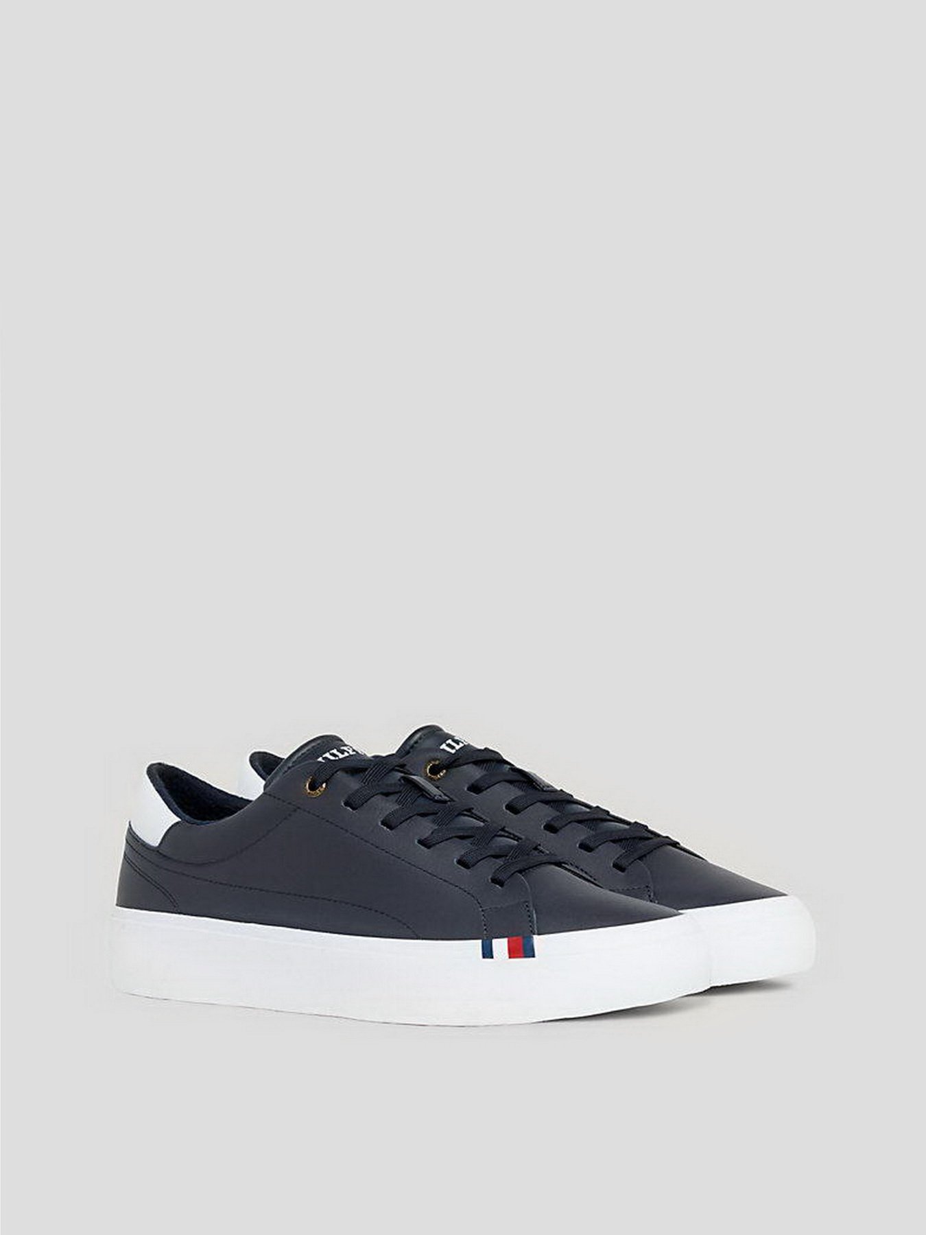 Кеды низкие Tommy Hilfiger Modern Vulc Lth Low Wl модель FM0FM04819-DW5 Фото