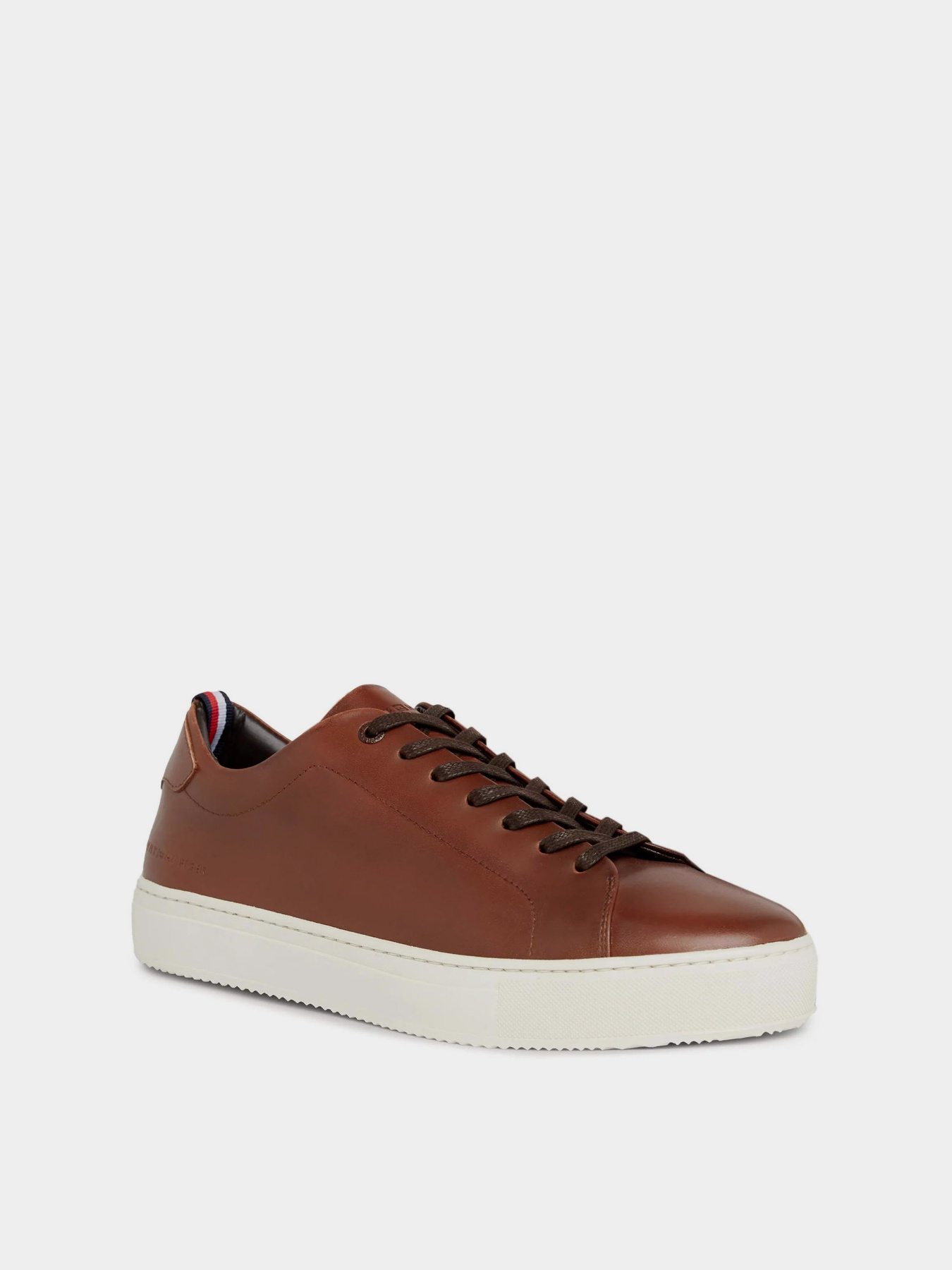 Кеды низкие Tommy Hilfiger 
Premium Heritage Sneaker Kahverengi модель FM0FM04832-GTU Фото