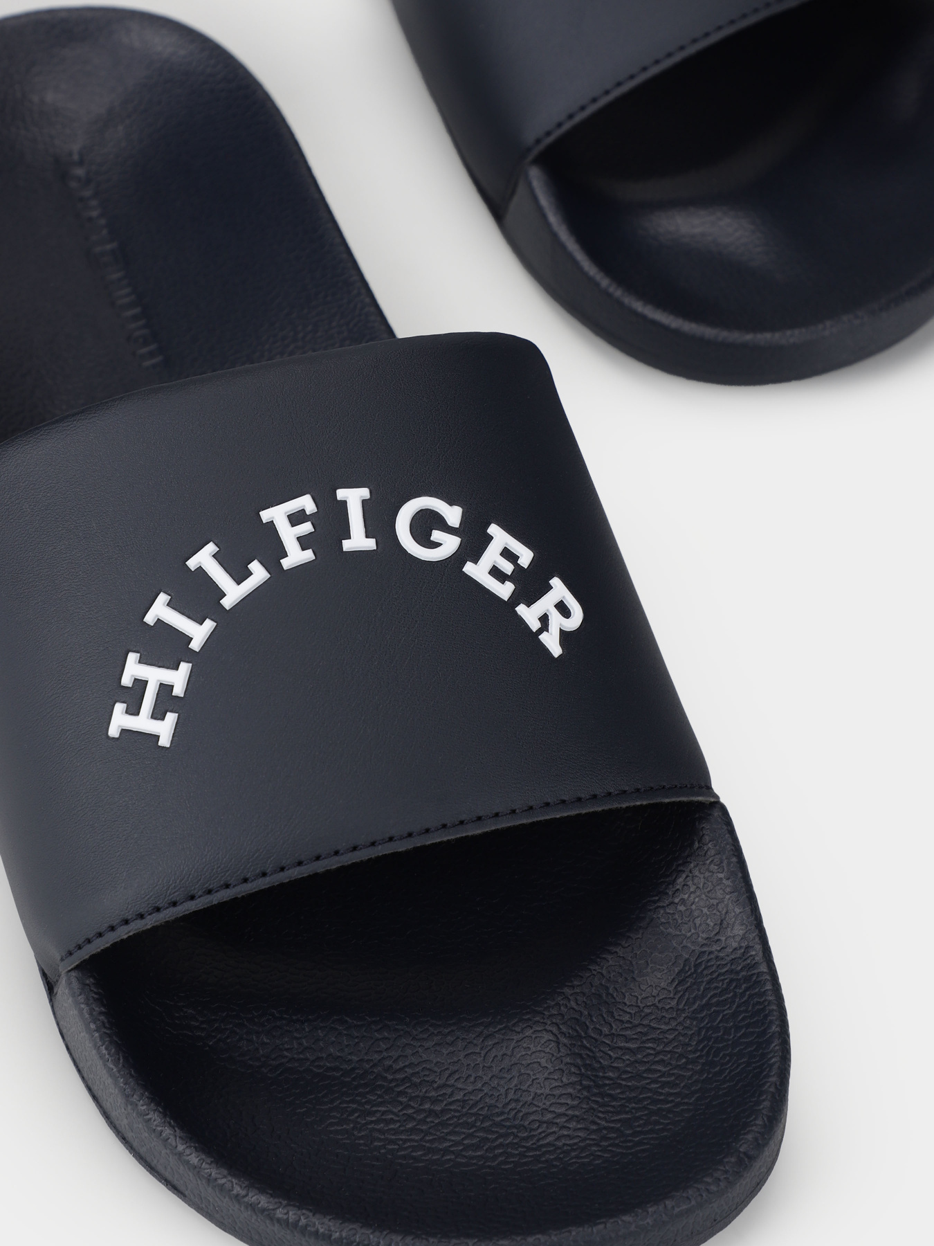 Шльопанці Tommy Hilfiger модель FM0FM04912-DW5 Фото