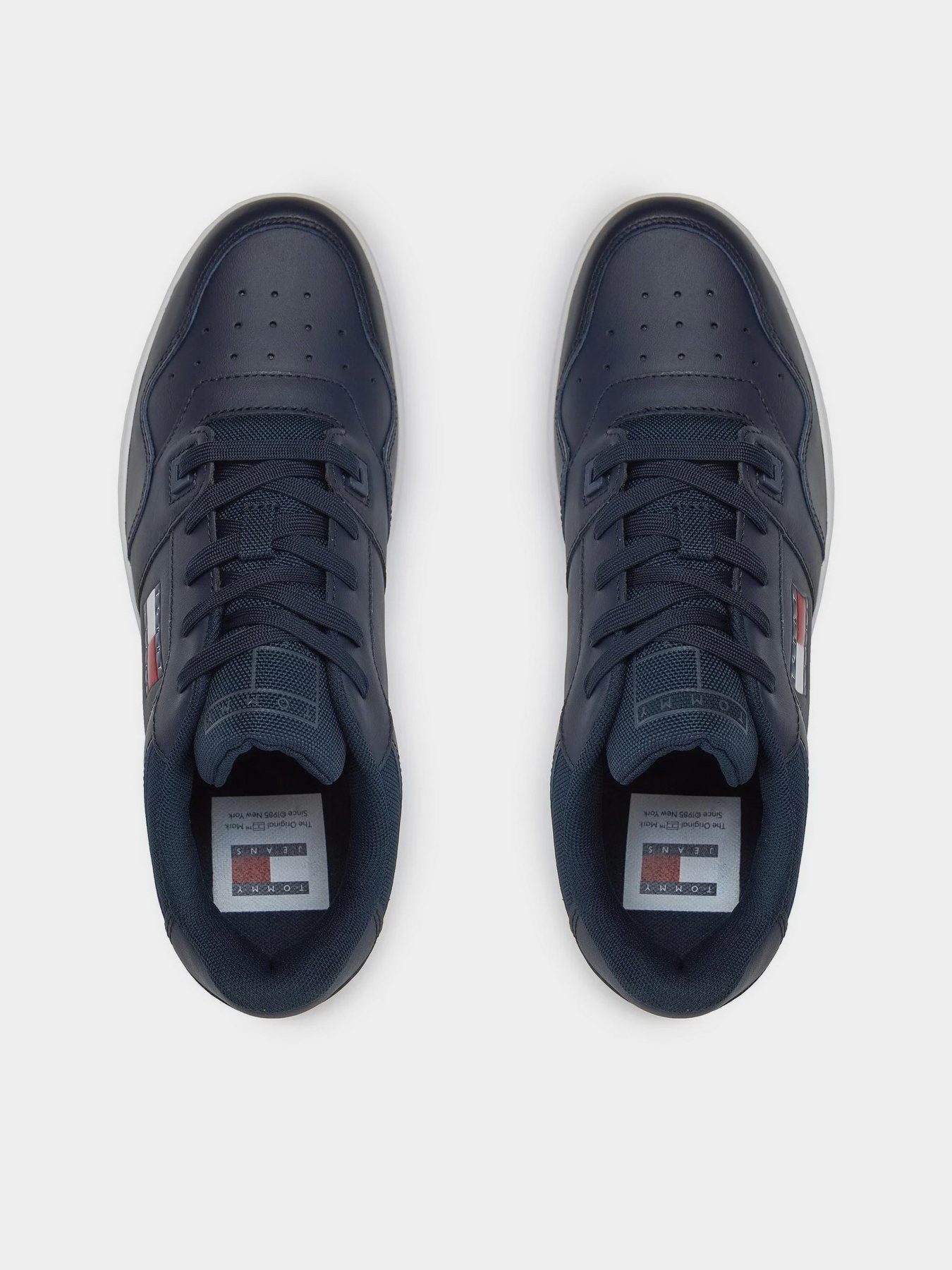 Кроссовки Tommy Hilfiger модель EM0EM01395-C1G Фото