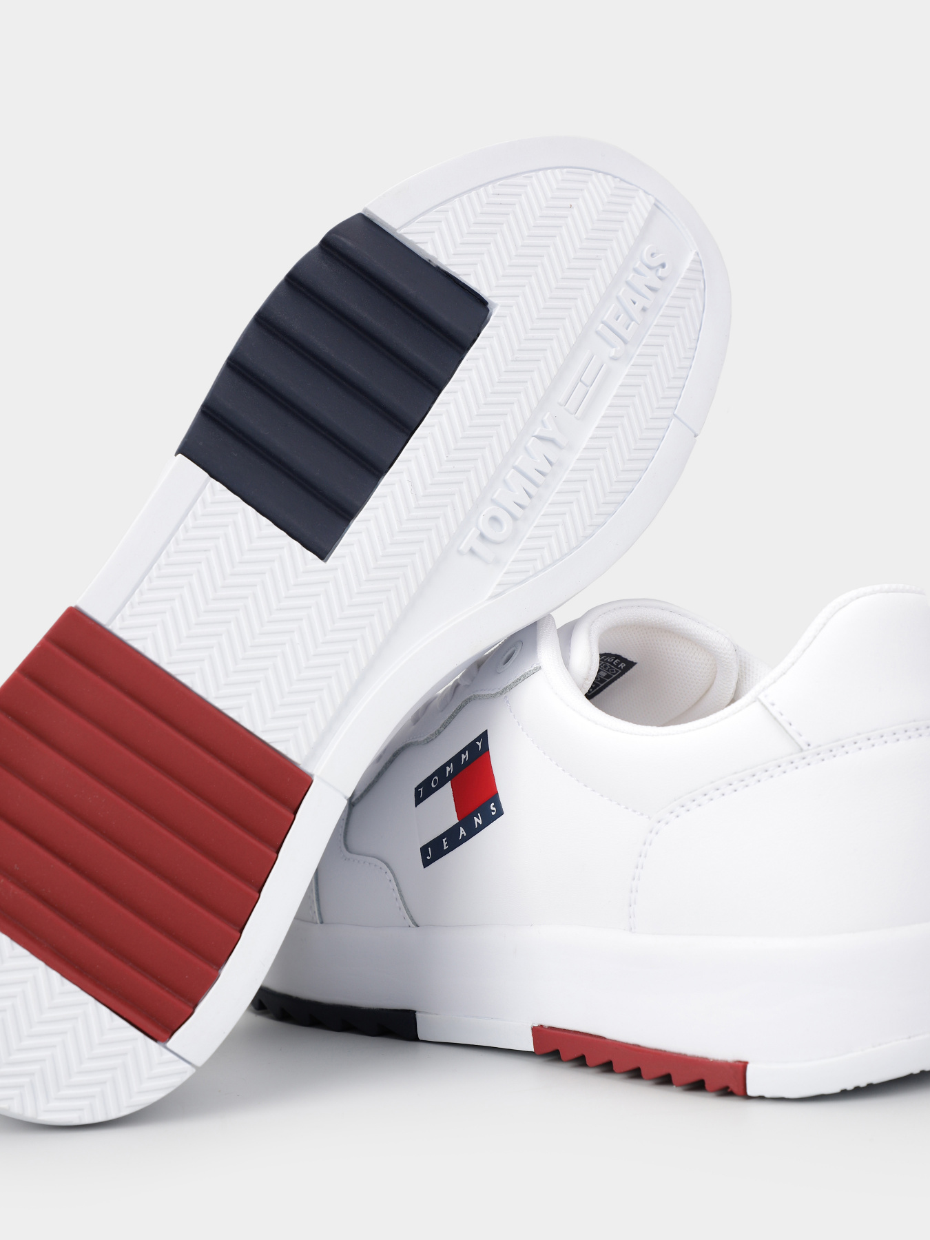 Кроссовки повседневные Tommy Hilfiger модель EM0EM01397-YBS Фото