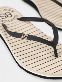 Вьетнамки Tommy Hilfiger модель FW0FW07823-BDS Вьетнамки Tommy Hilfiger модель FW0FW07823-BDS Фото