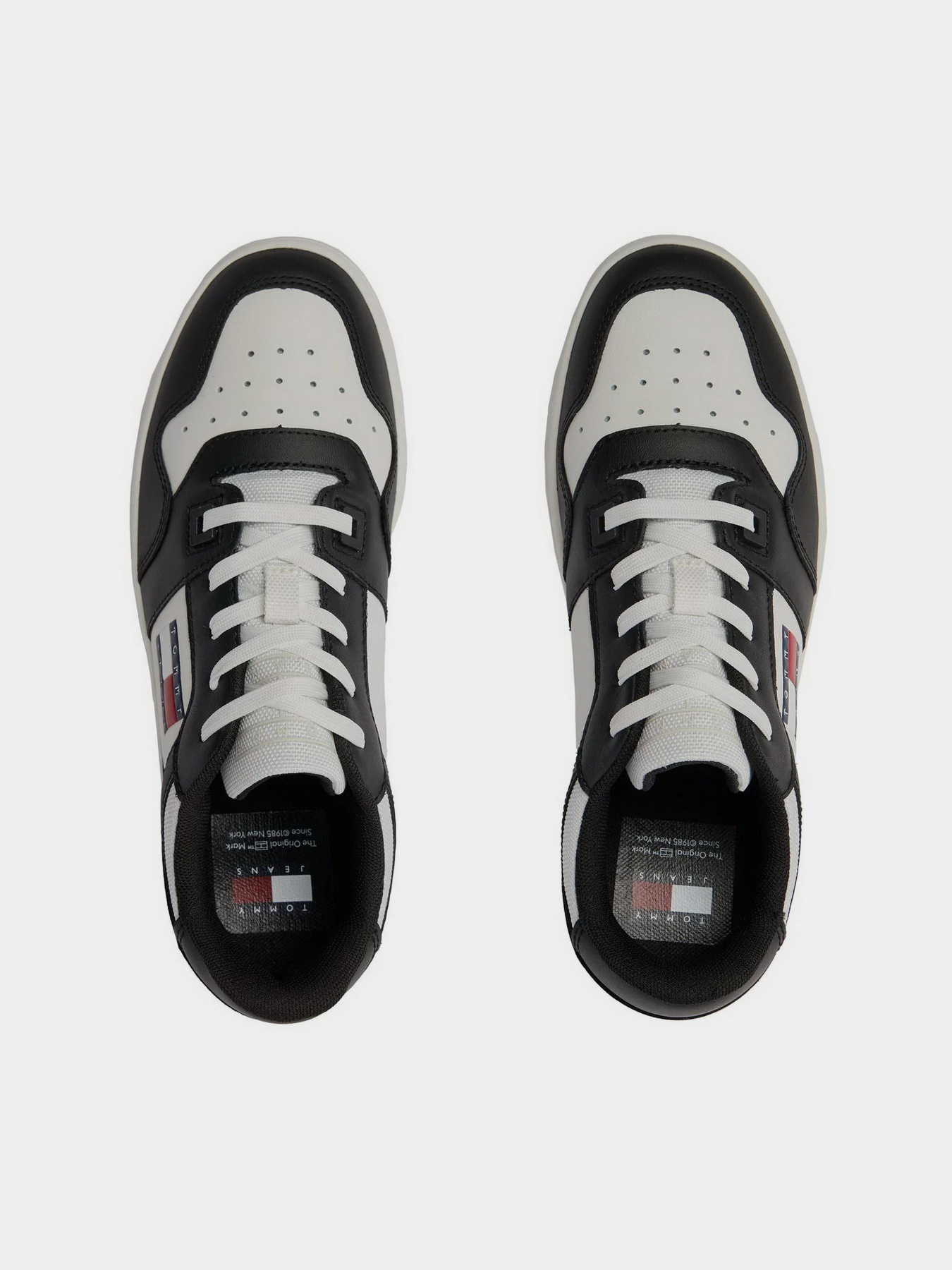 Кросівки повсякденні Tommy Hilfiger модель EN0EN02505-YBL Фото