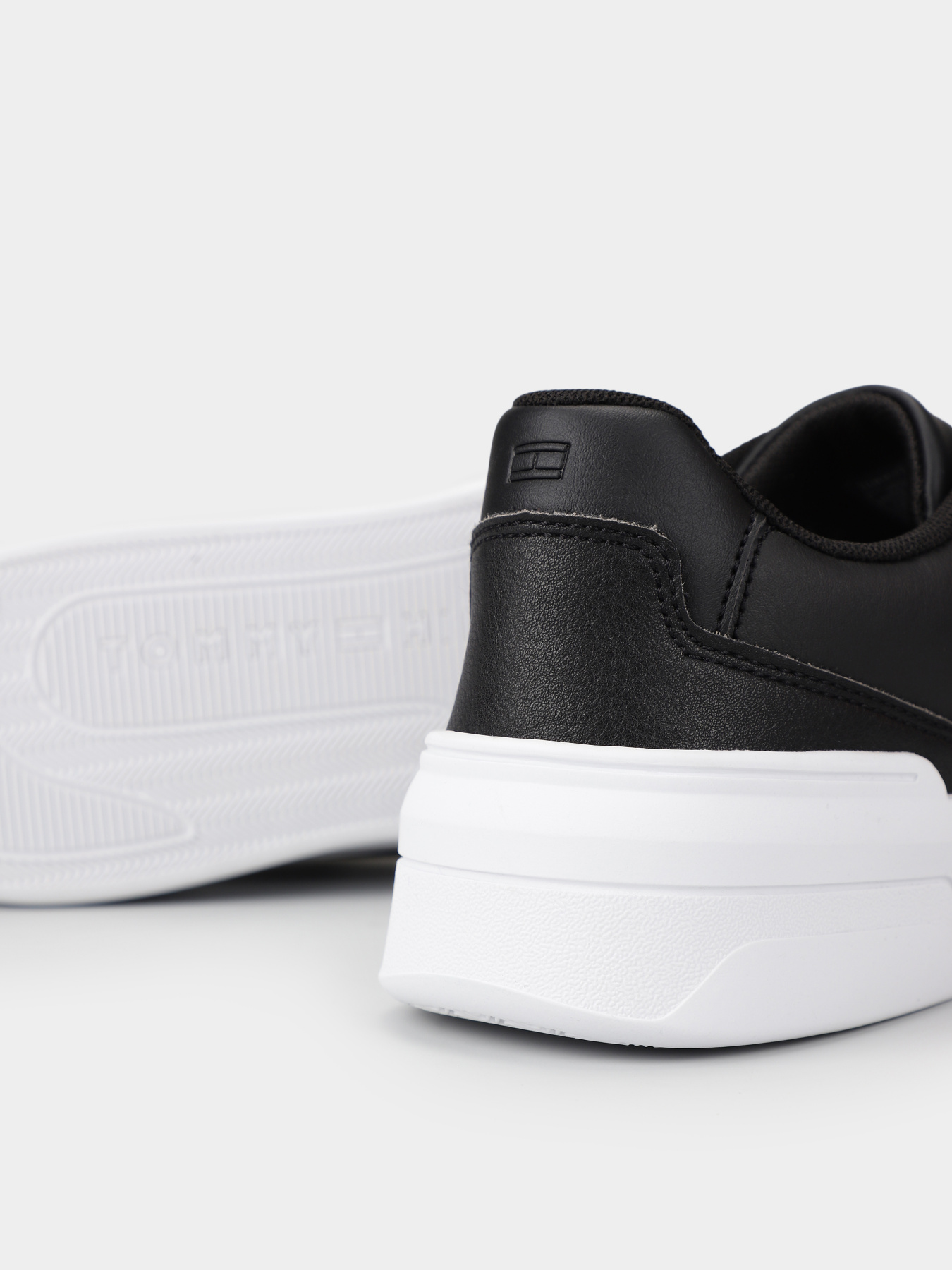 Кроссовки повседневные Tommy Hilfiger модель FW0FW07684-BDS Фото